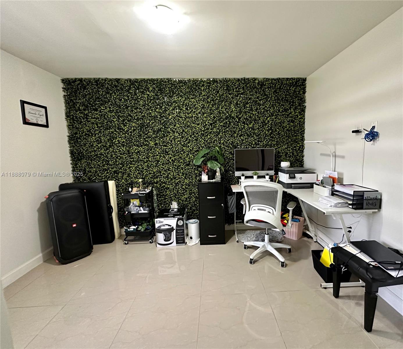 ZAMORA ESTATES - Residential