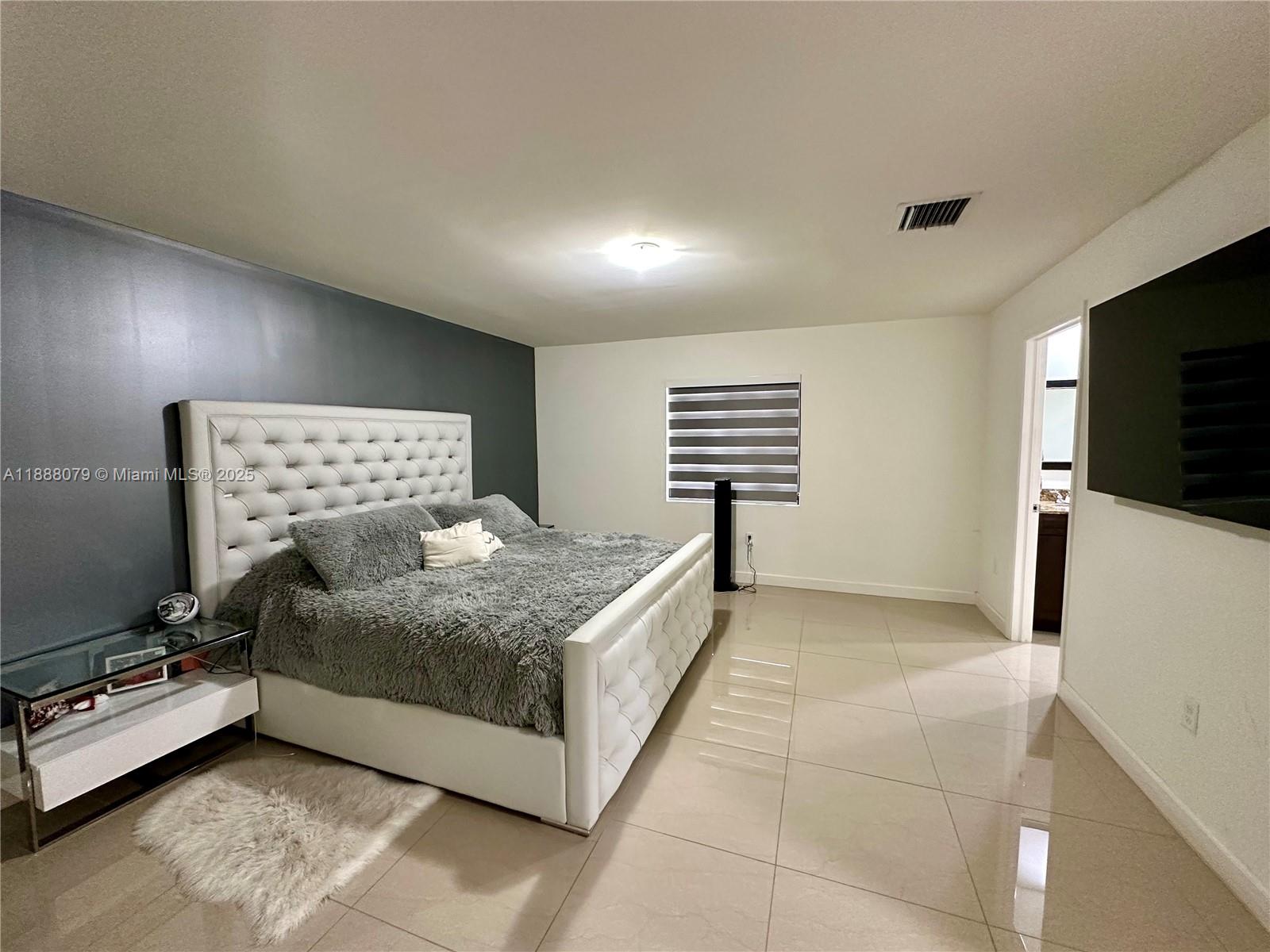 ZAMORA ESTATES - Residential