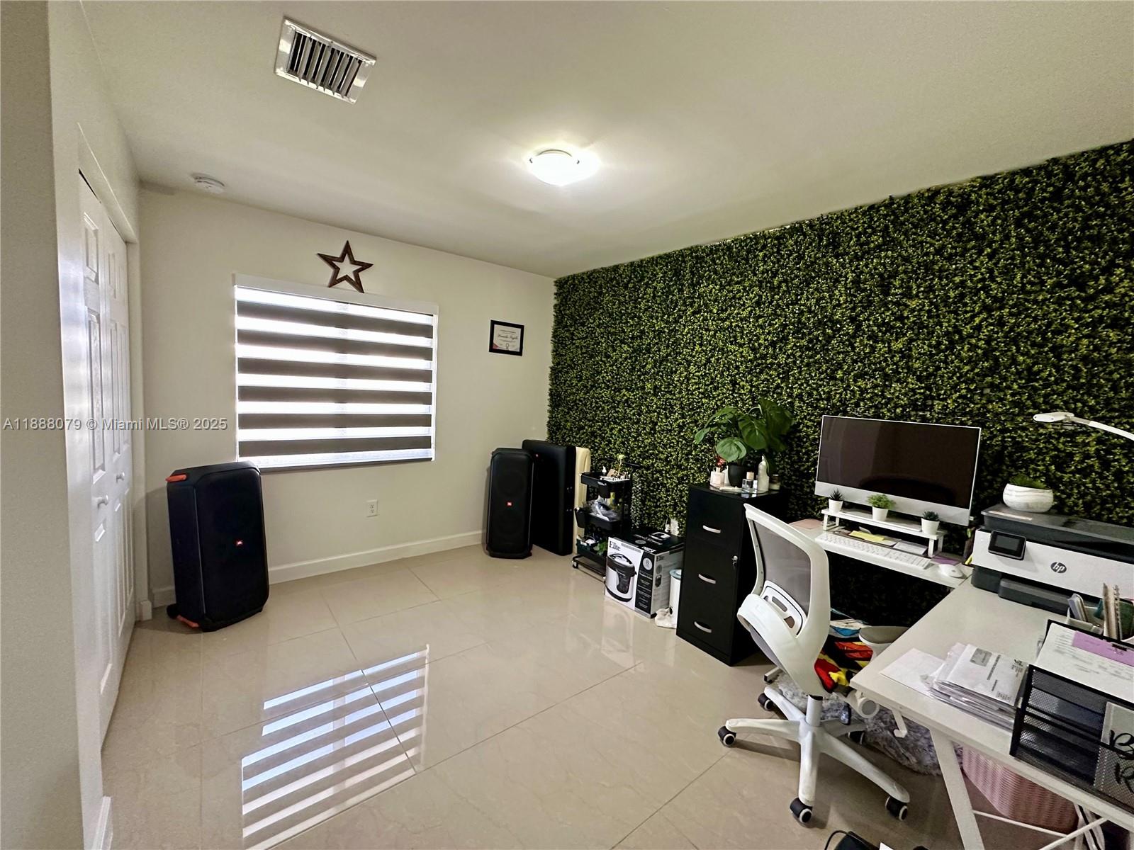 ZAMORA ESTATES - Residential