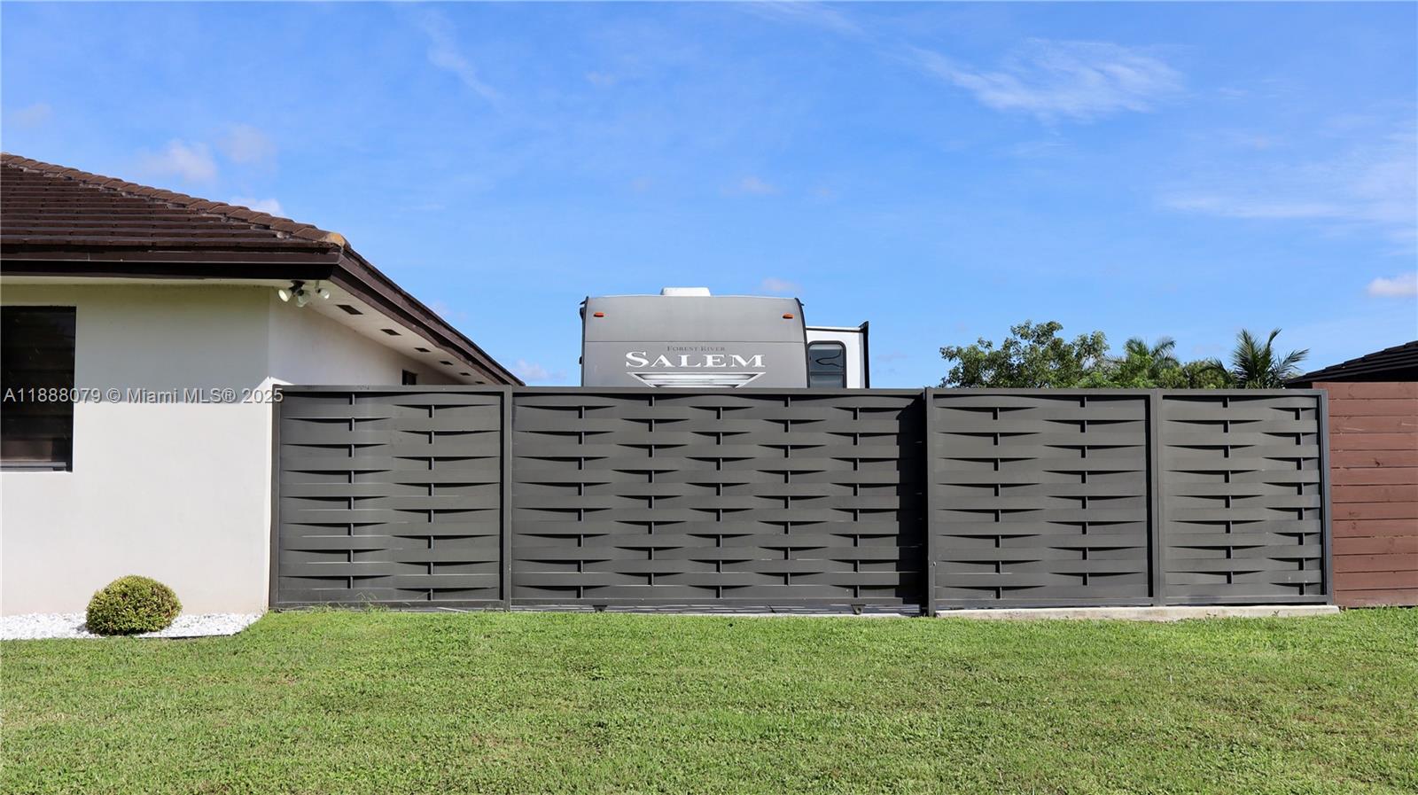 ZAMORA ESTATES - Residential
