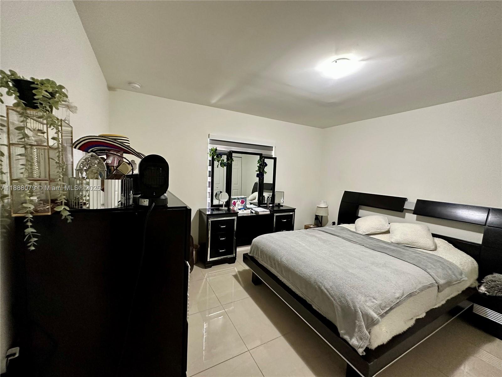 ZAMORA ESTATES - Residential