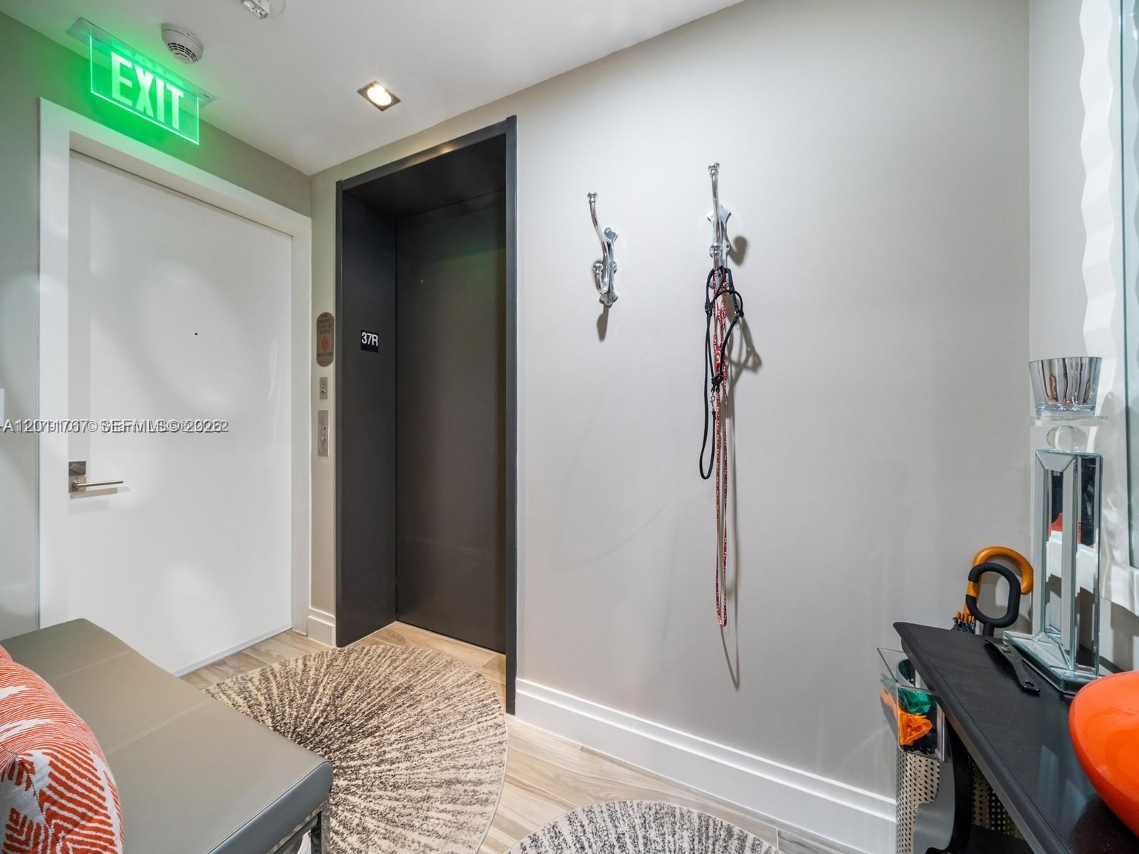 801 SMA RESIDENCES CONDO - Residential