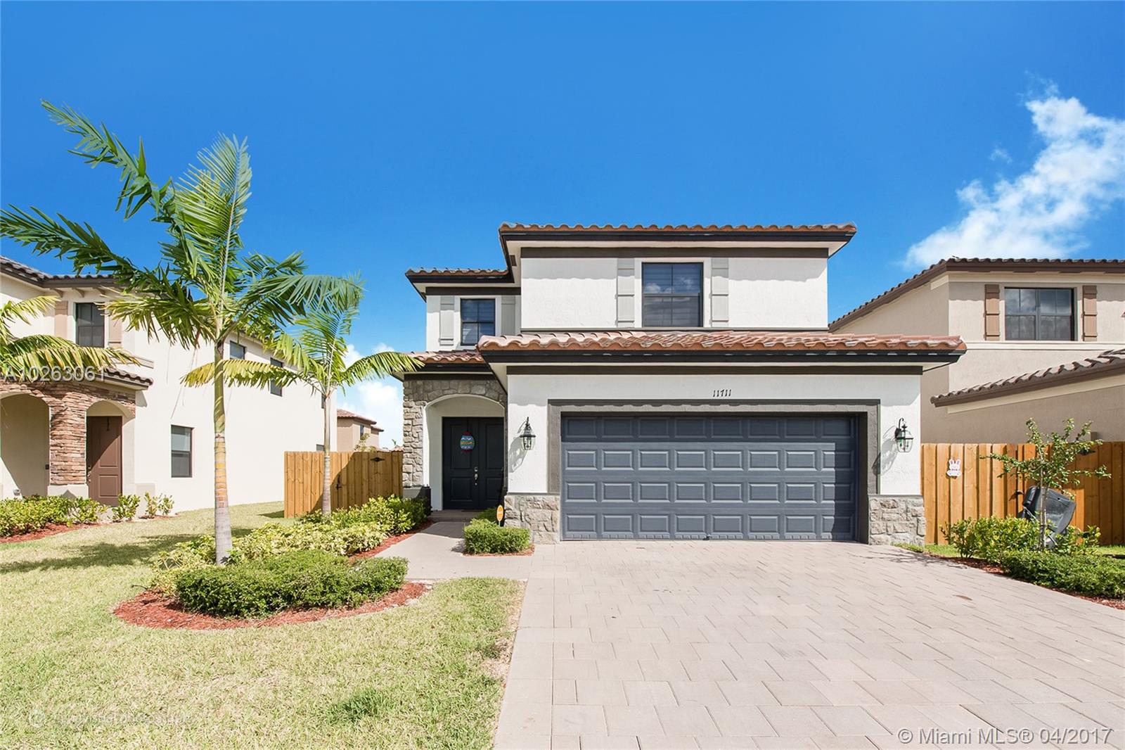 COCO PALM ESTATES - Residential Lease