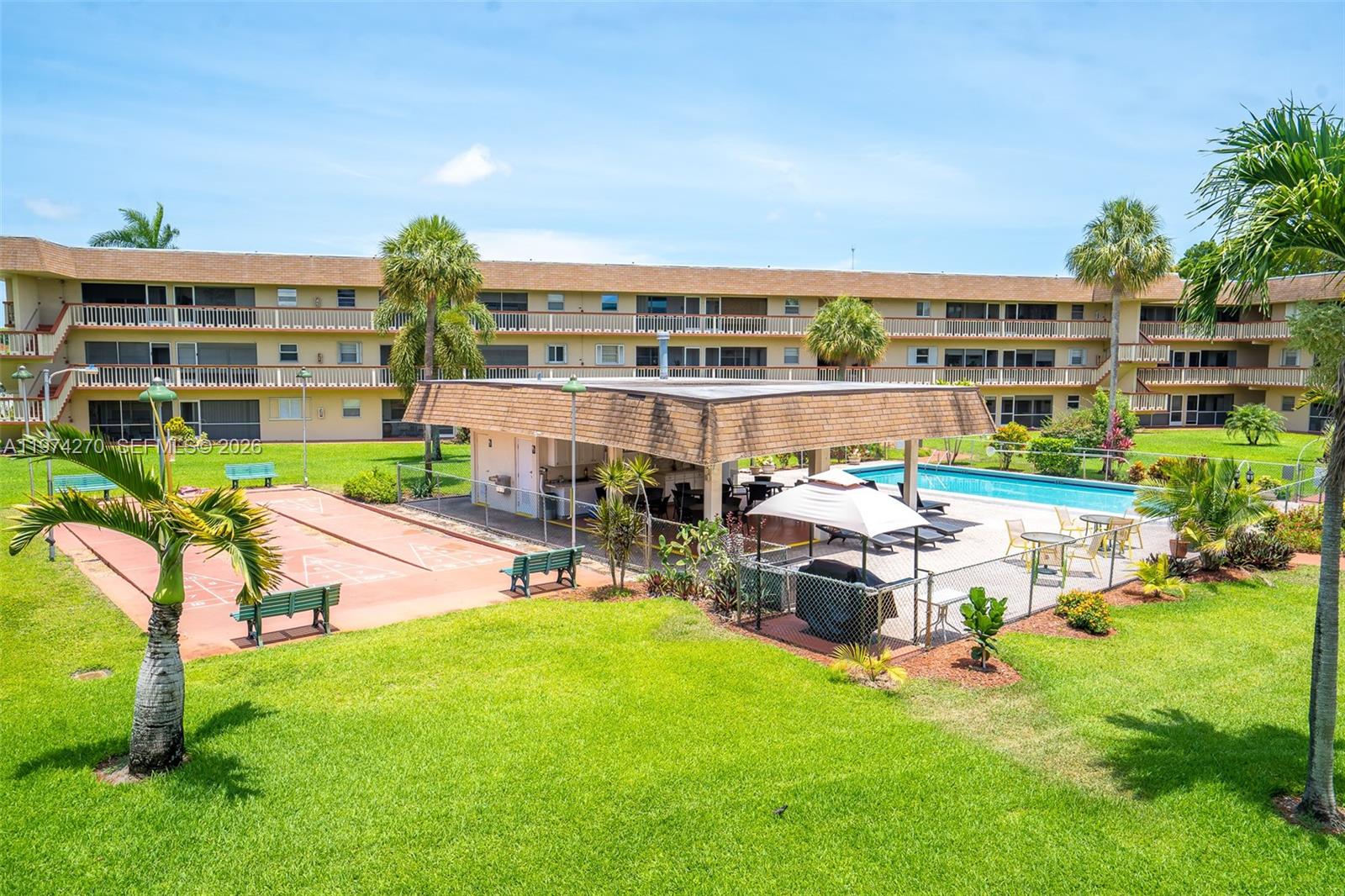 BEVERLY HILLS CONDO NUMBE - Residential