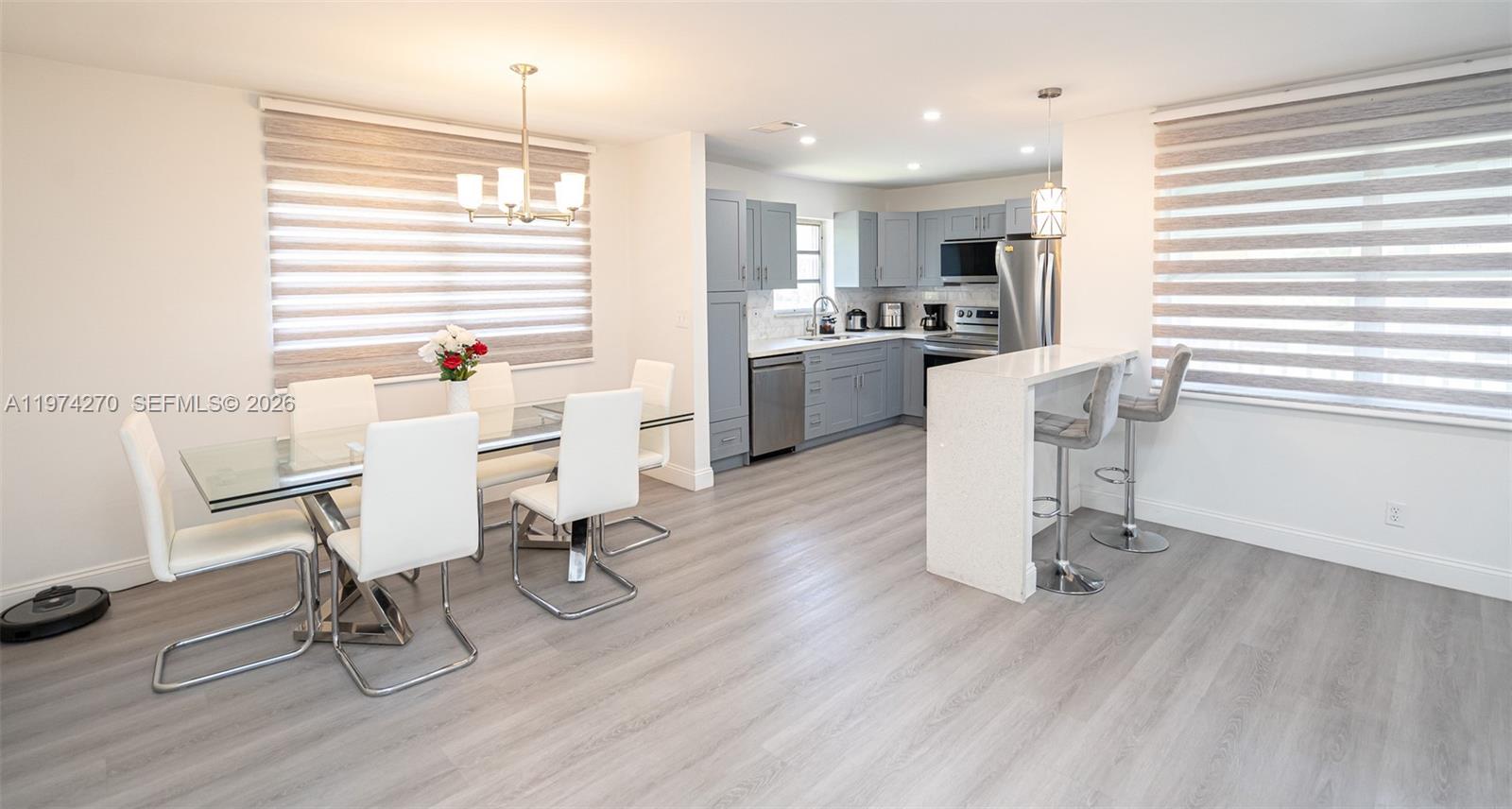 BEVERLY HILLS CONDO NUMBE - Residential