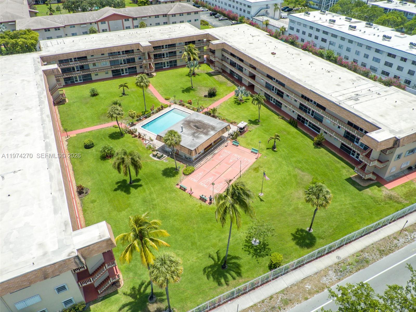 BEVERLY HILLS CONDO NUMBE - Residential