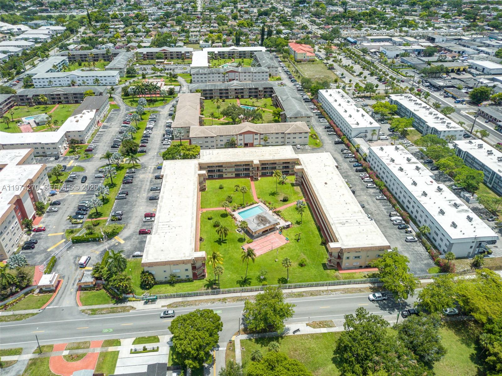 BEVERLY HILLS CONDO NUMBE - Residential