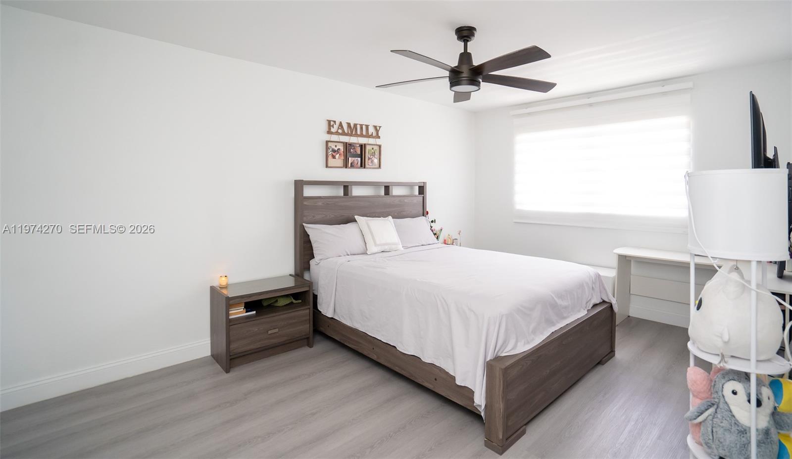 BEVERLY HILLS CONDO NUMBE - Residential