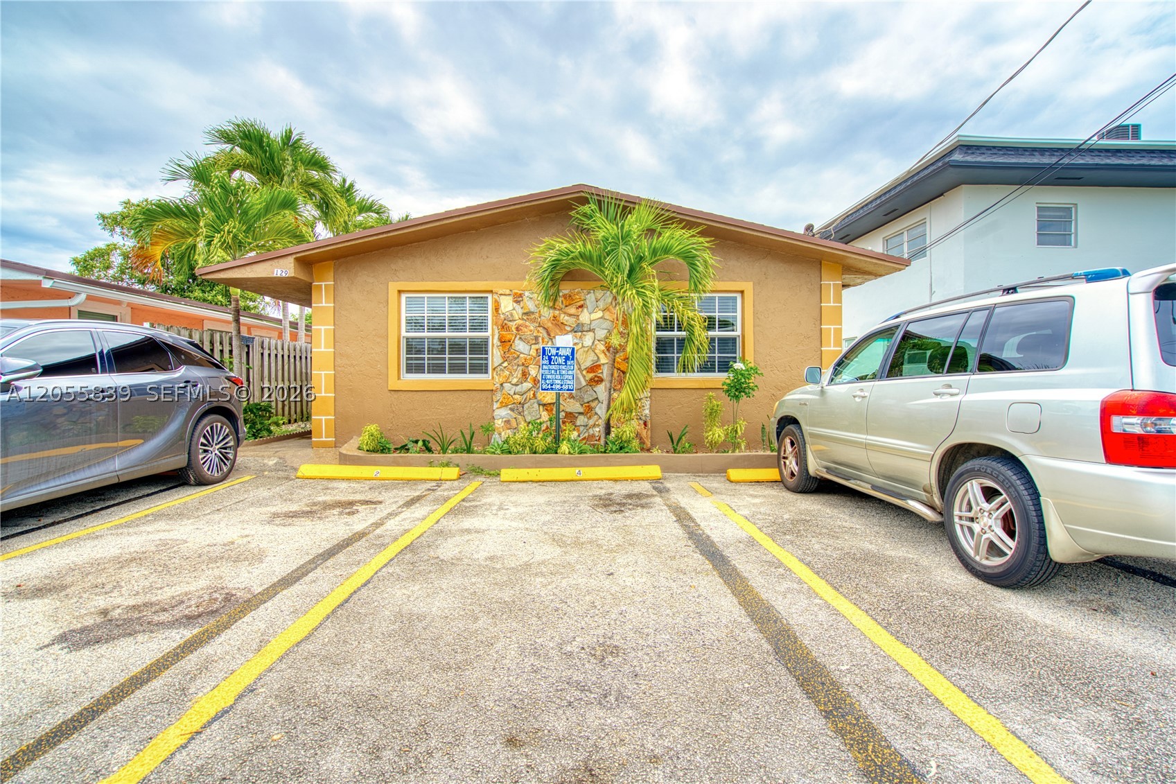 129 SE 4th Ave 4