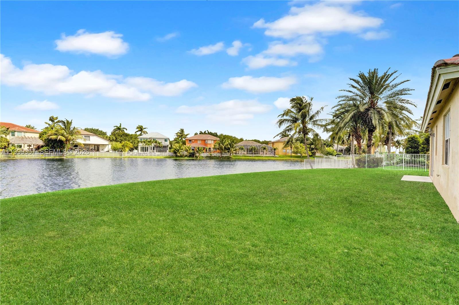 Pod 1 At Monarch Lakes - Residential