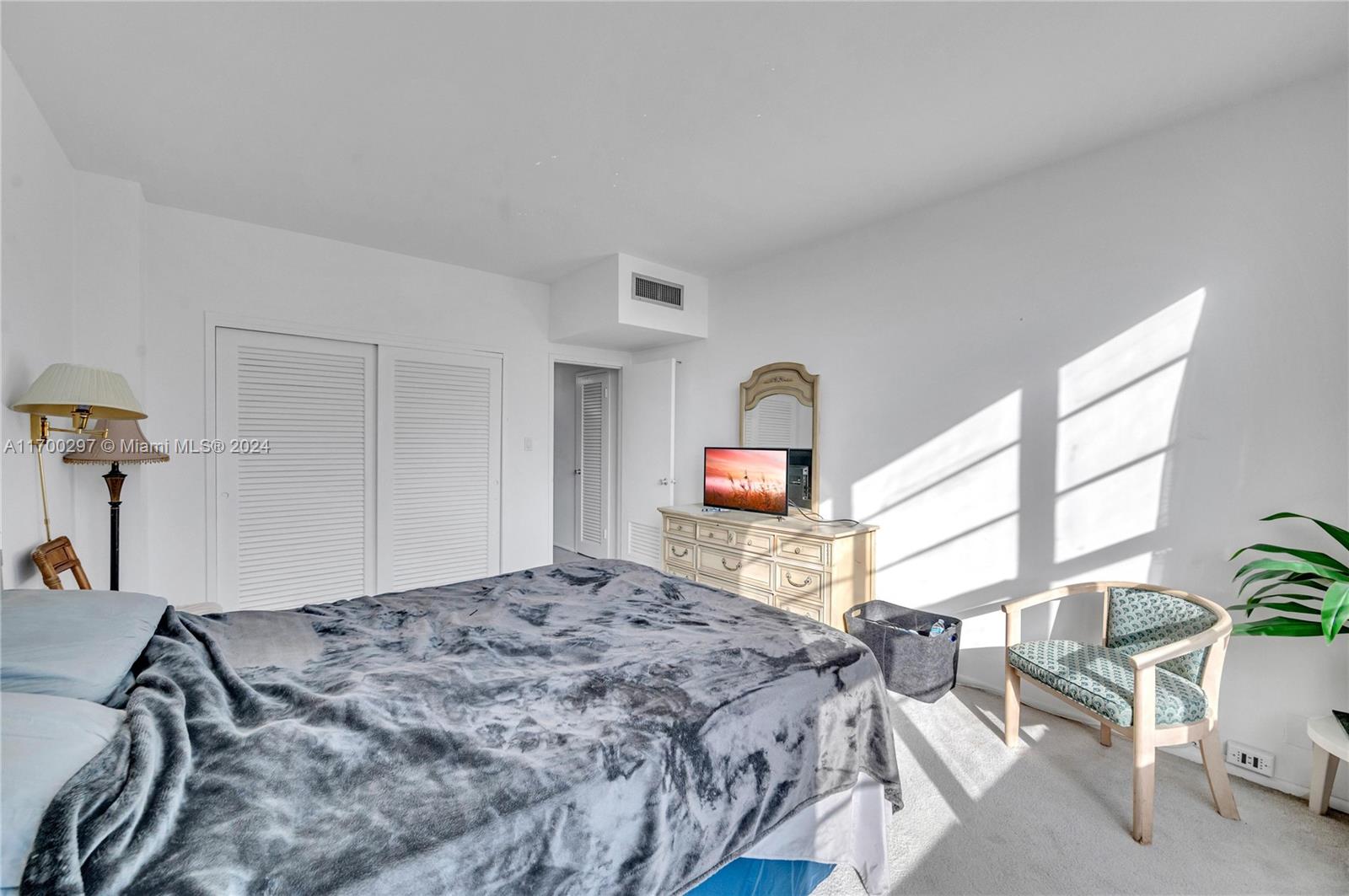 MIMOSA CONDO - Residential Lease