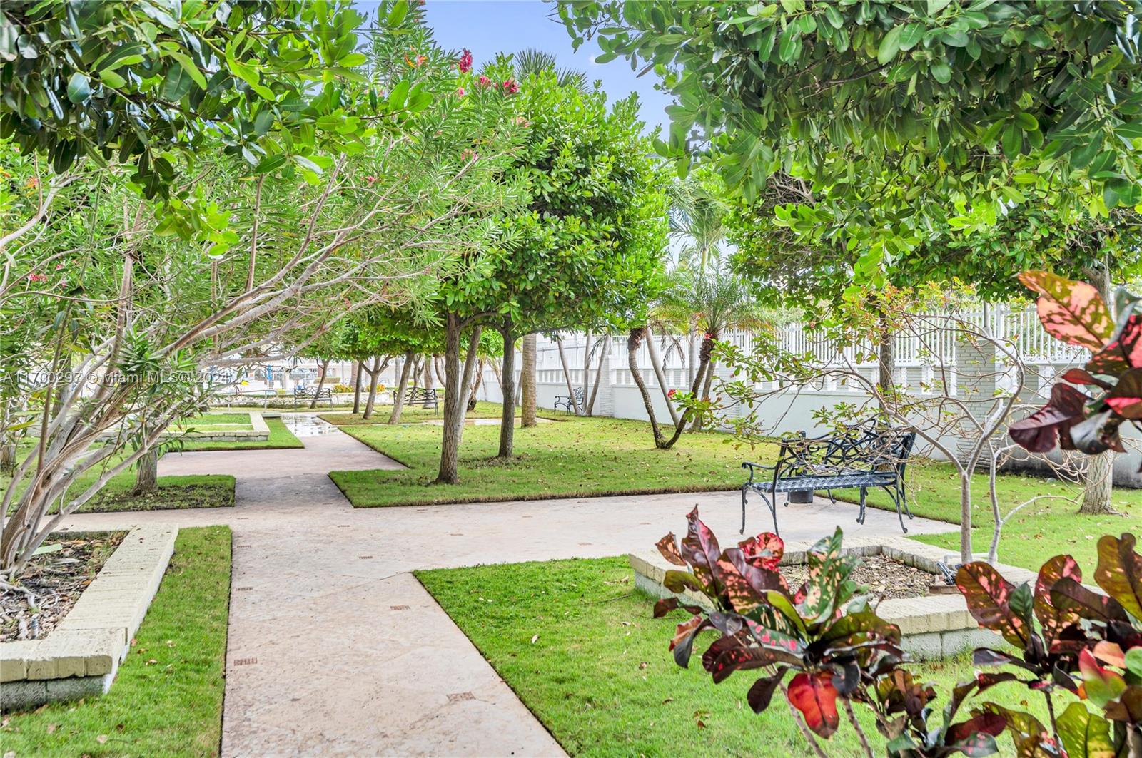 MIMOSA CONDO - Residential Lease