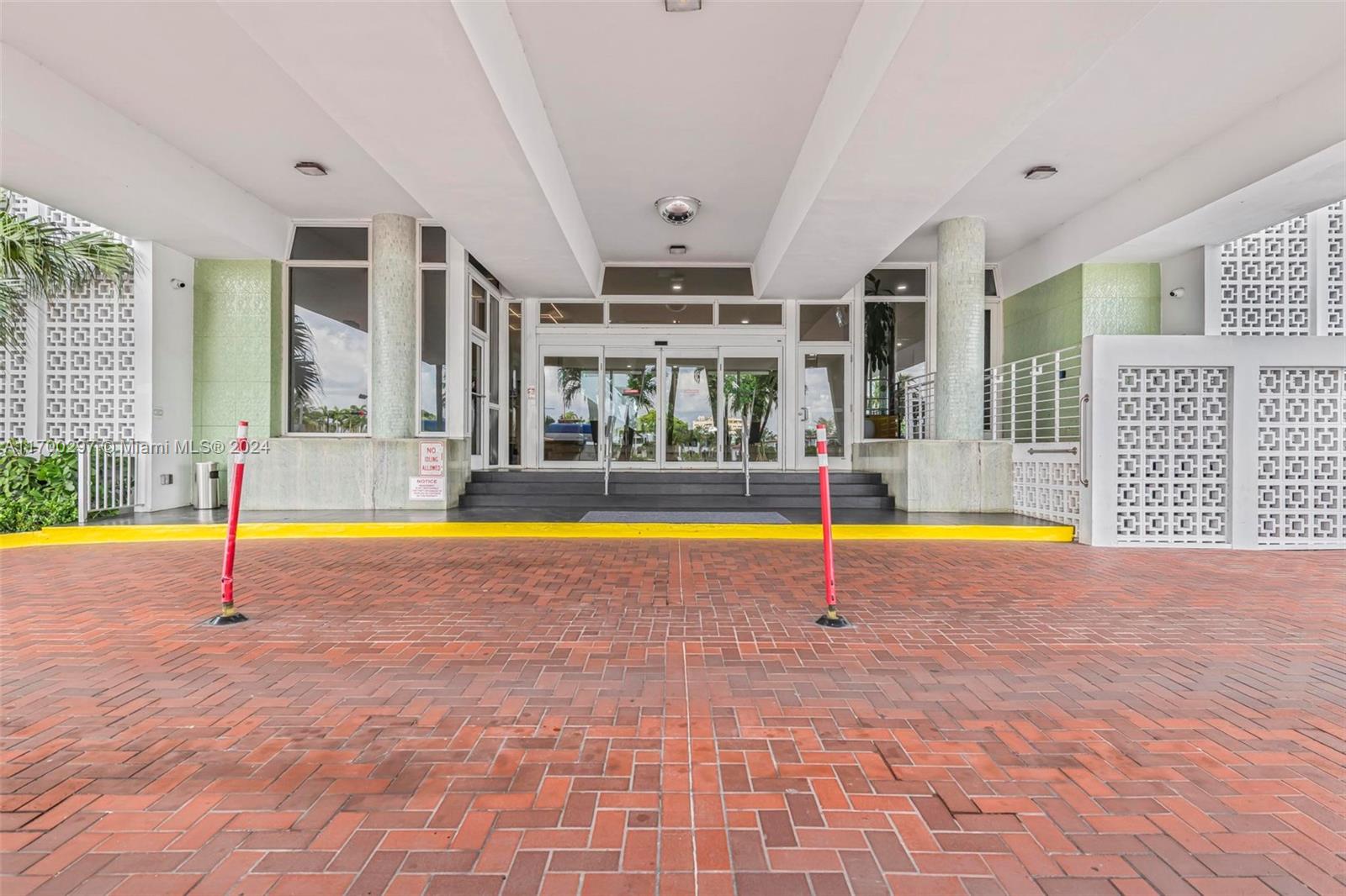 MIMOSA CONDO - Residential Lease