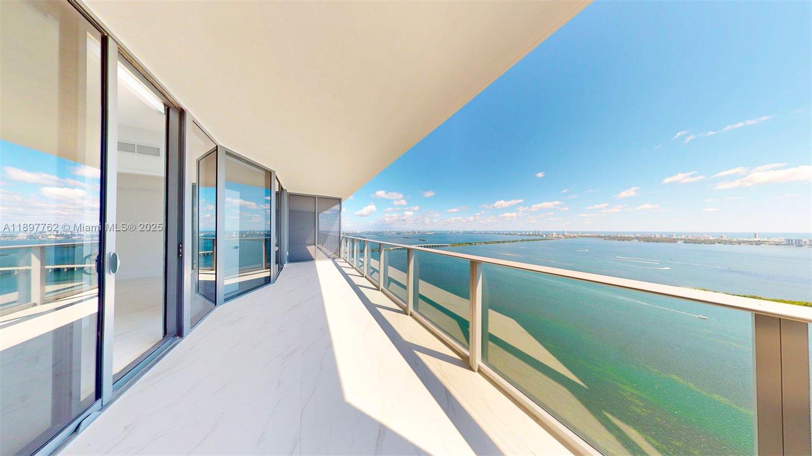 ARIA RESERVE MIAMI - Residential Lease