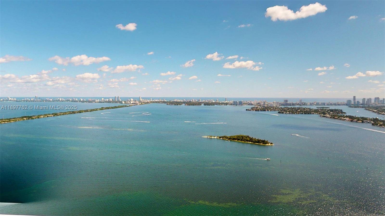 ARIA RESERVE MIAMI - Residential Lease