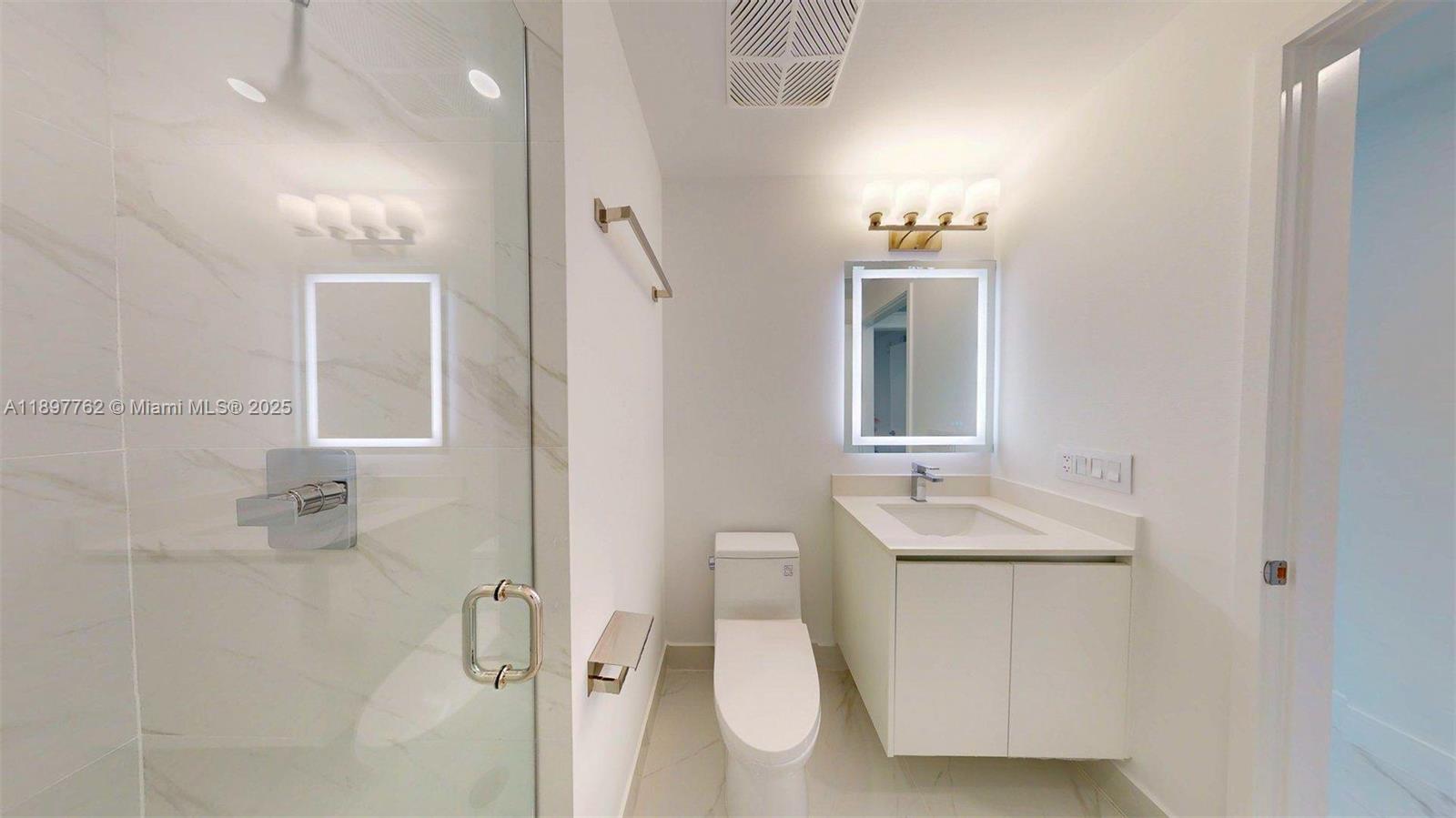 ARIA RESERVE MIAMI - Residential Lease