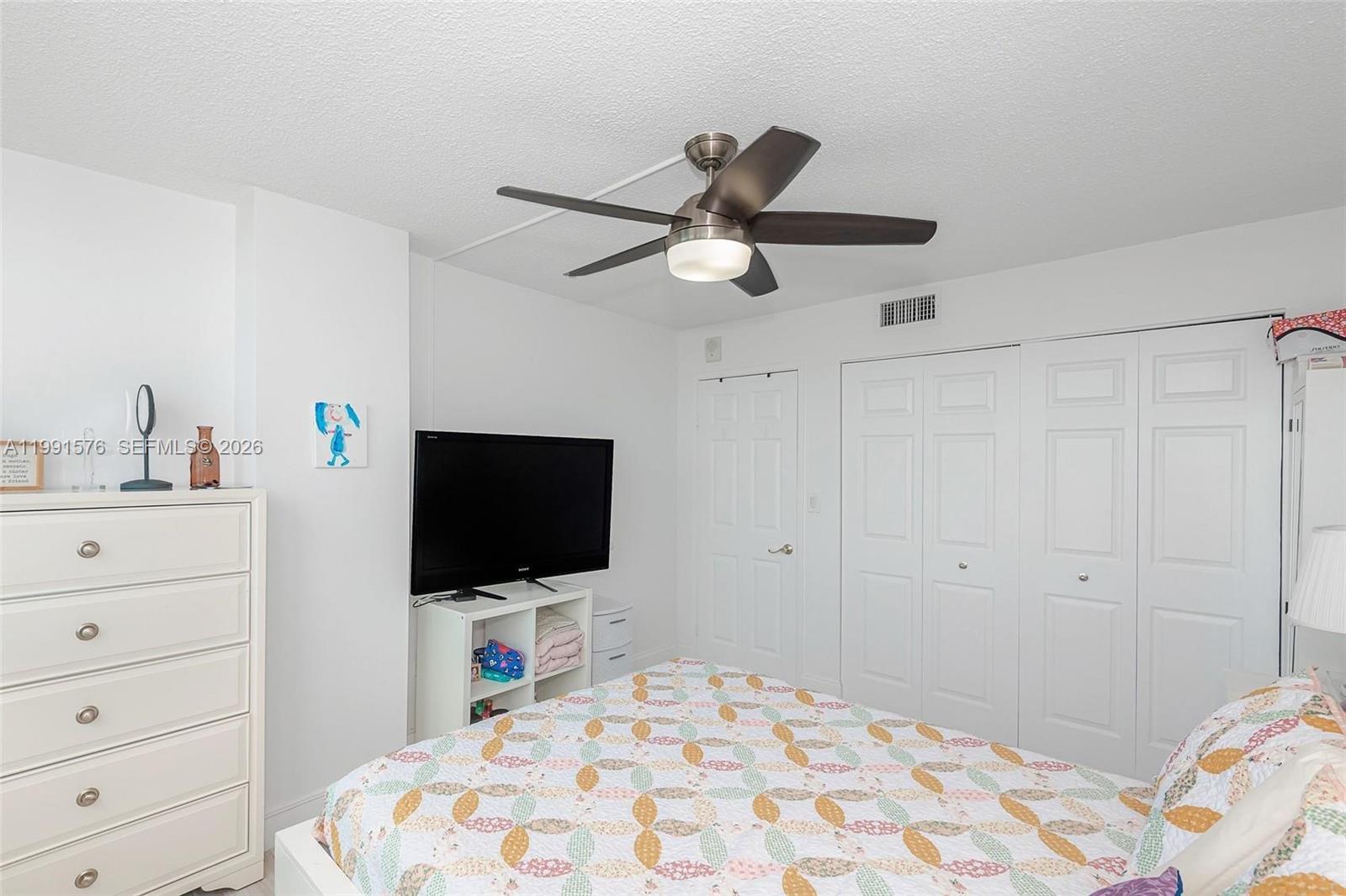BURLEIGH HOUSE CONDO - Residential