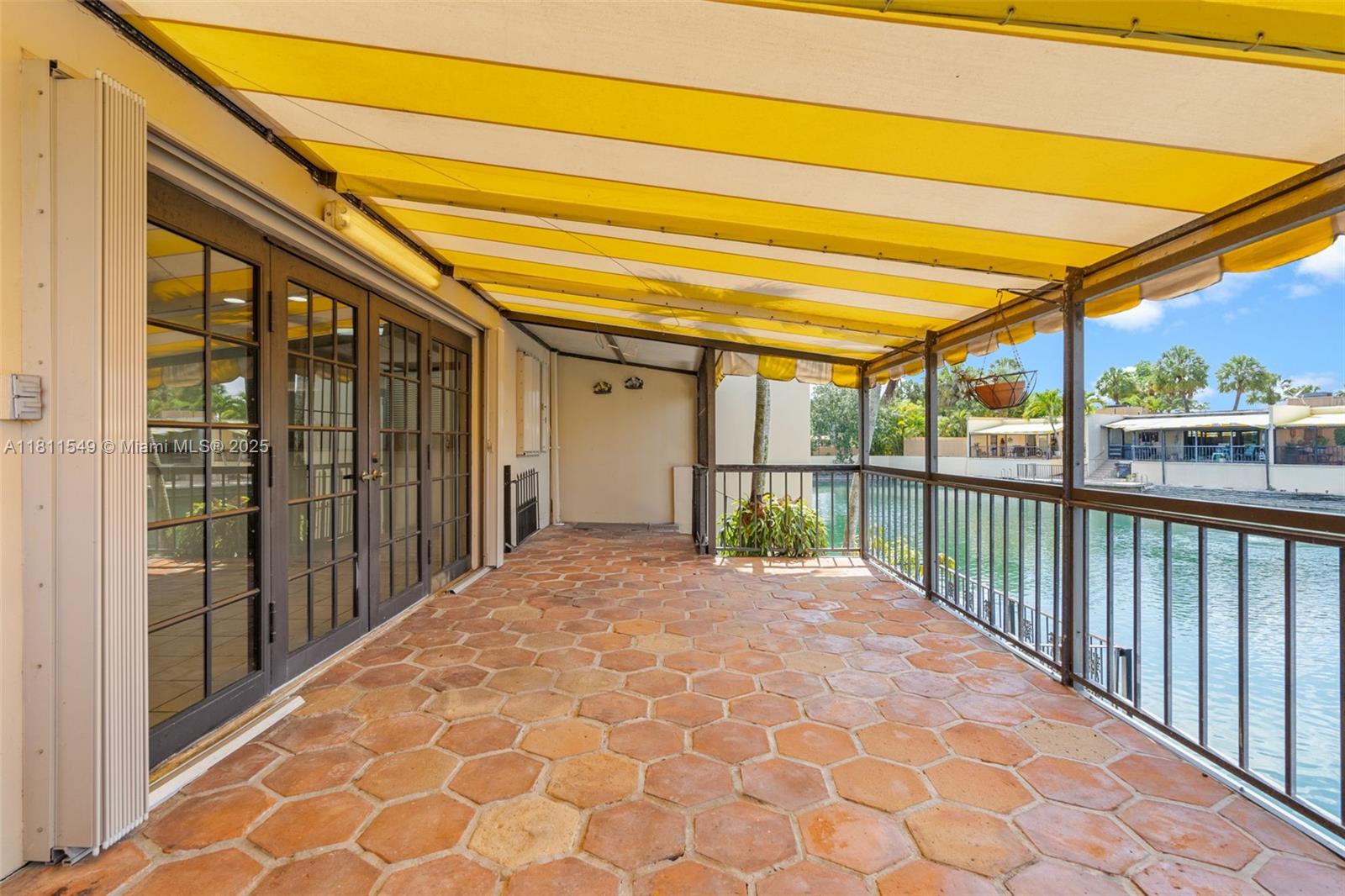 MIAMI LAKES LOCH LOMOND W - Residential