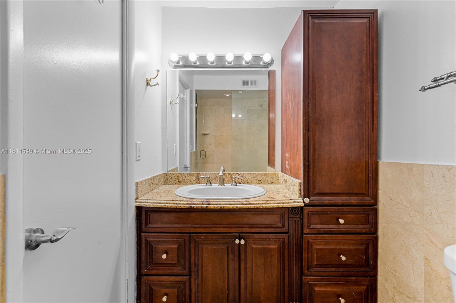 MIAMI LAKES LOCH LOMOND W - Residential