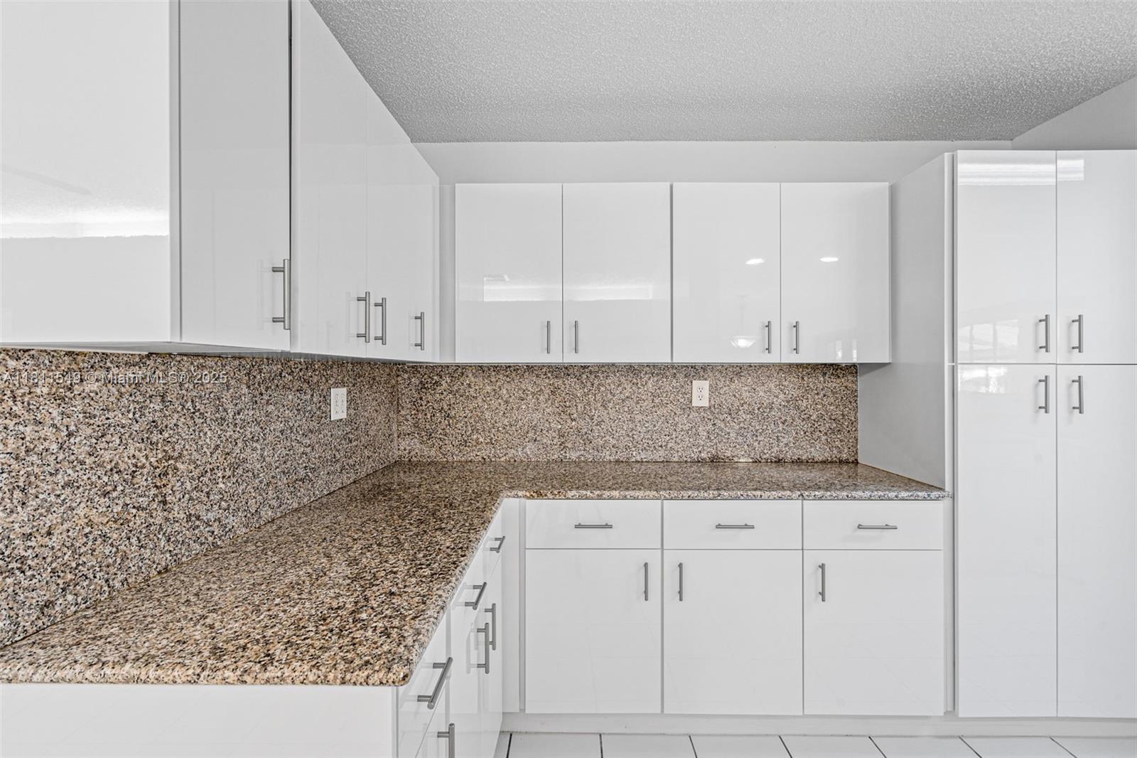 MIAMI LAKES LOCH LOMOND W - Residential