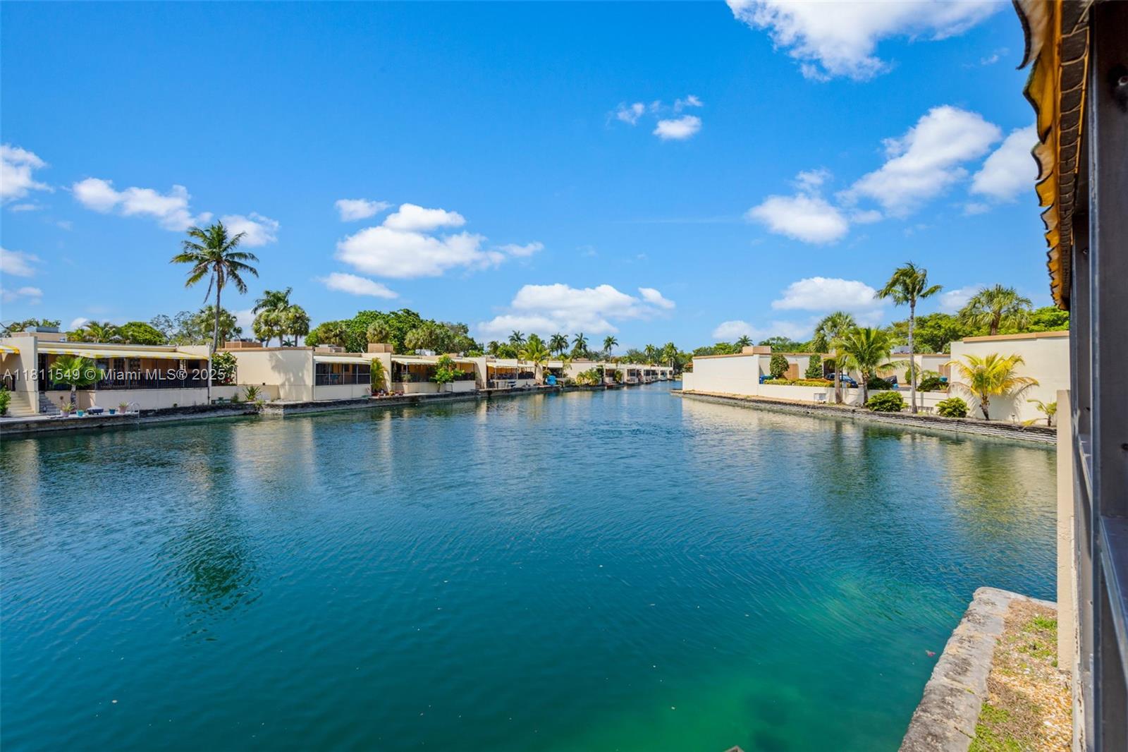 MIAMI LAKES LOCH LOMOND W - Residential