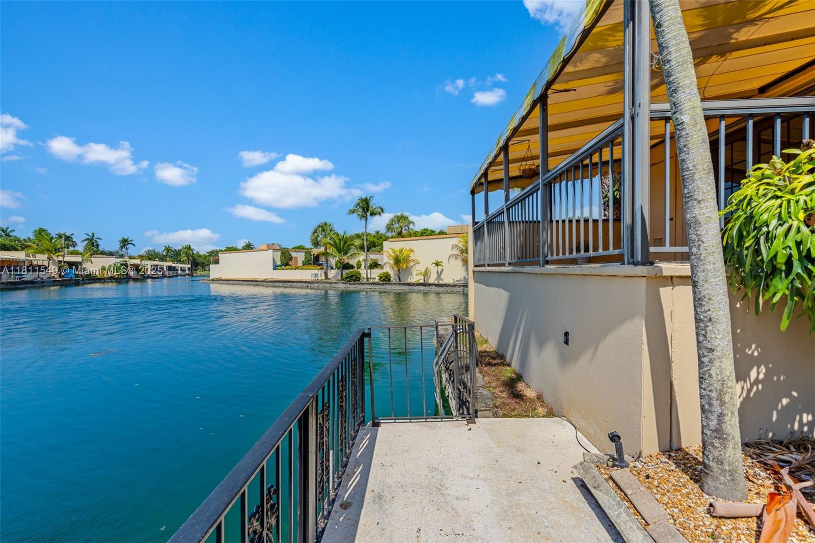 MIAMI LAKES LOCH LOMOND W - Residential