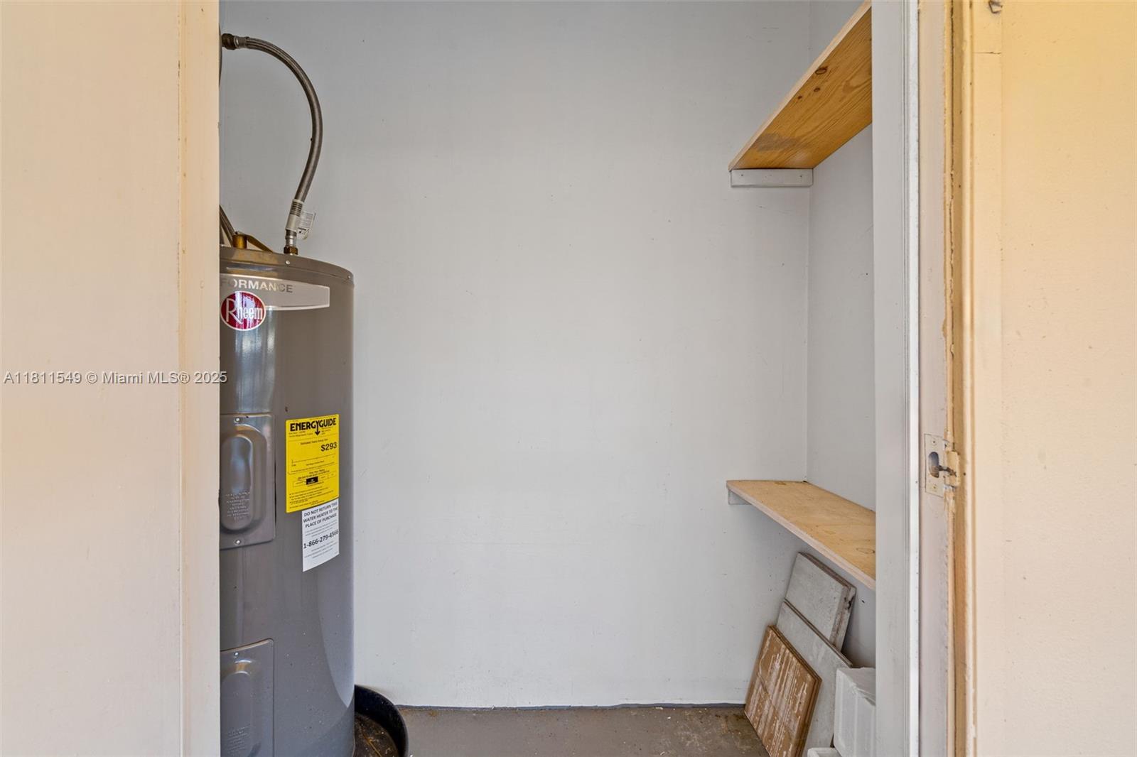 MIAMI LAKES LOCH LOMOND W - Residential