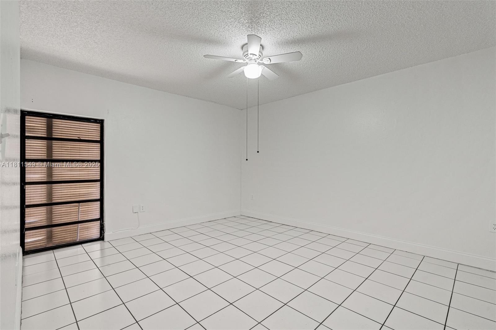 MIAMI LAKES LOCH LOMOND W - Residential