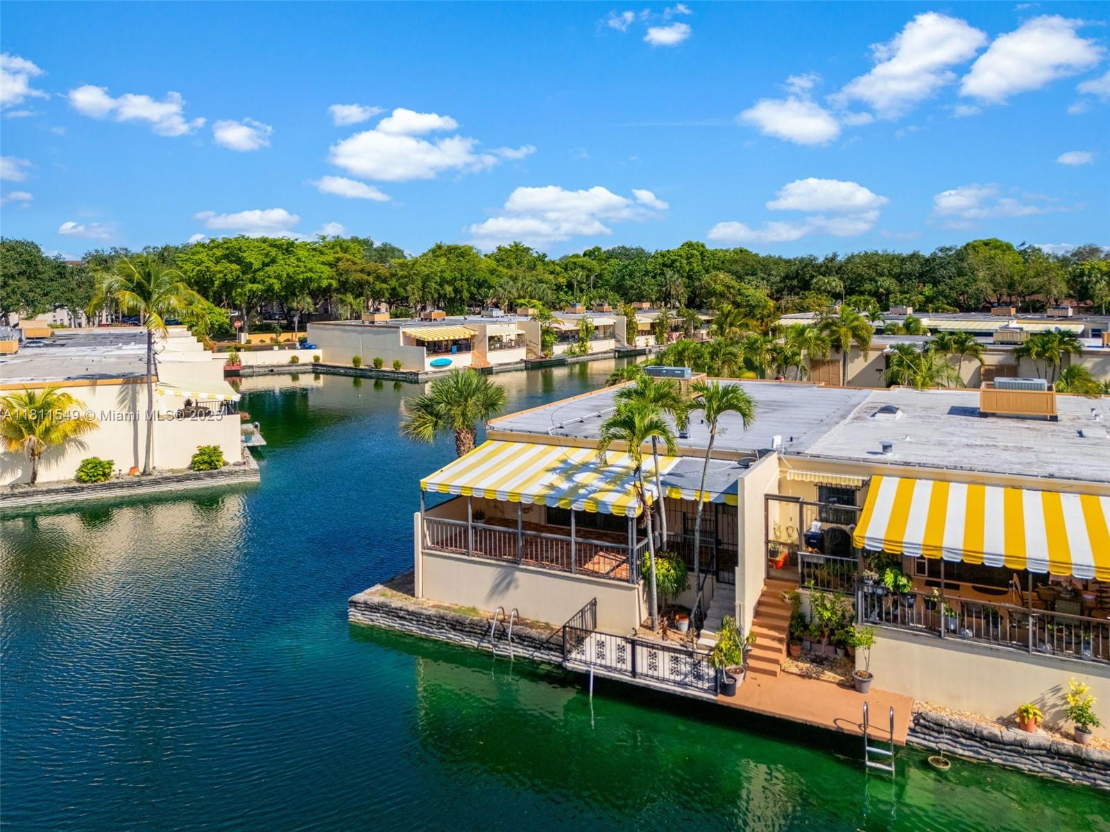 MIAMI LAKES LOCH LOMOND W - Residential