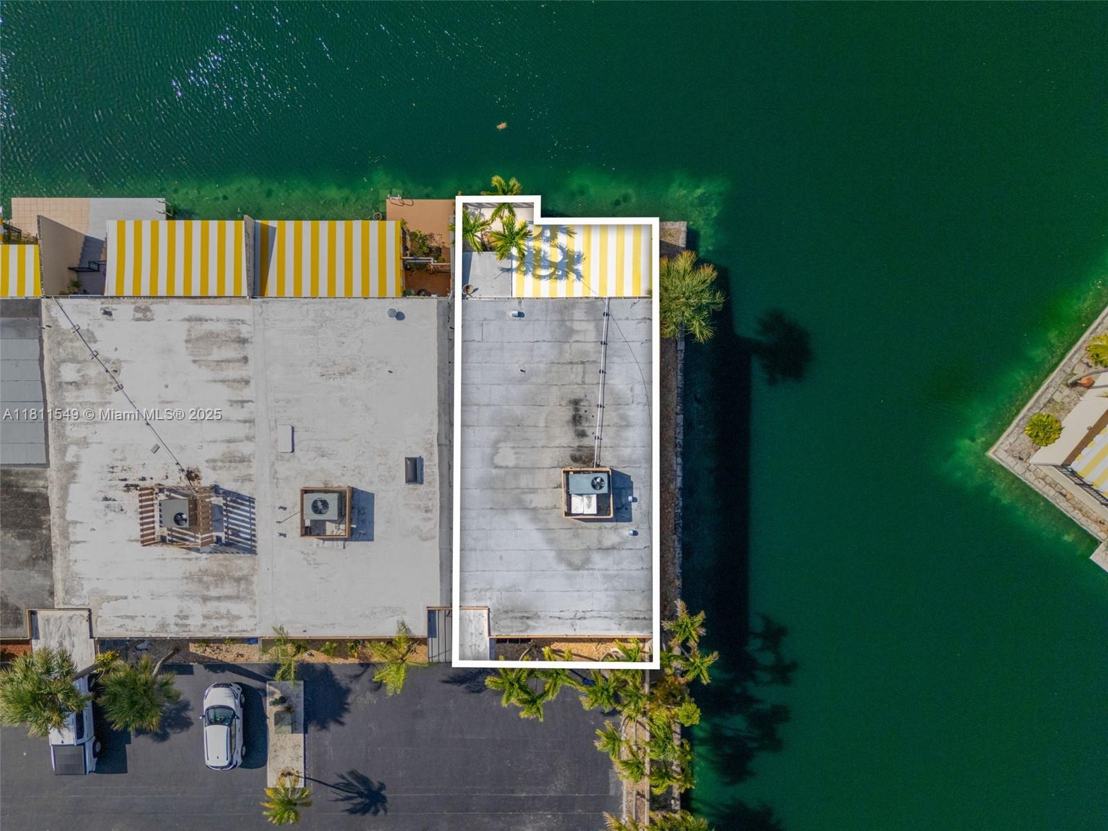 MIAMI LAKES LOCH LOMOND W - Residential