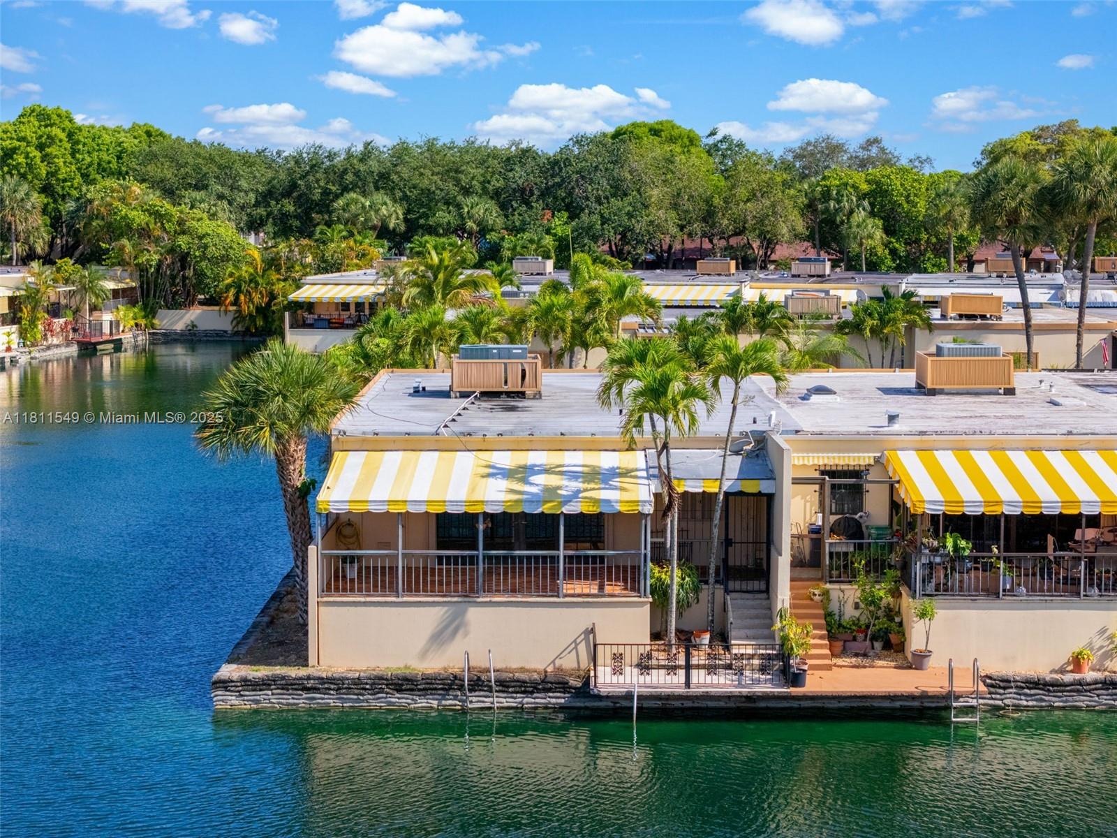 MIAMI LAKES LOCH LOMOND W - Residential