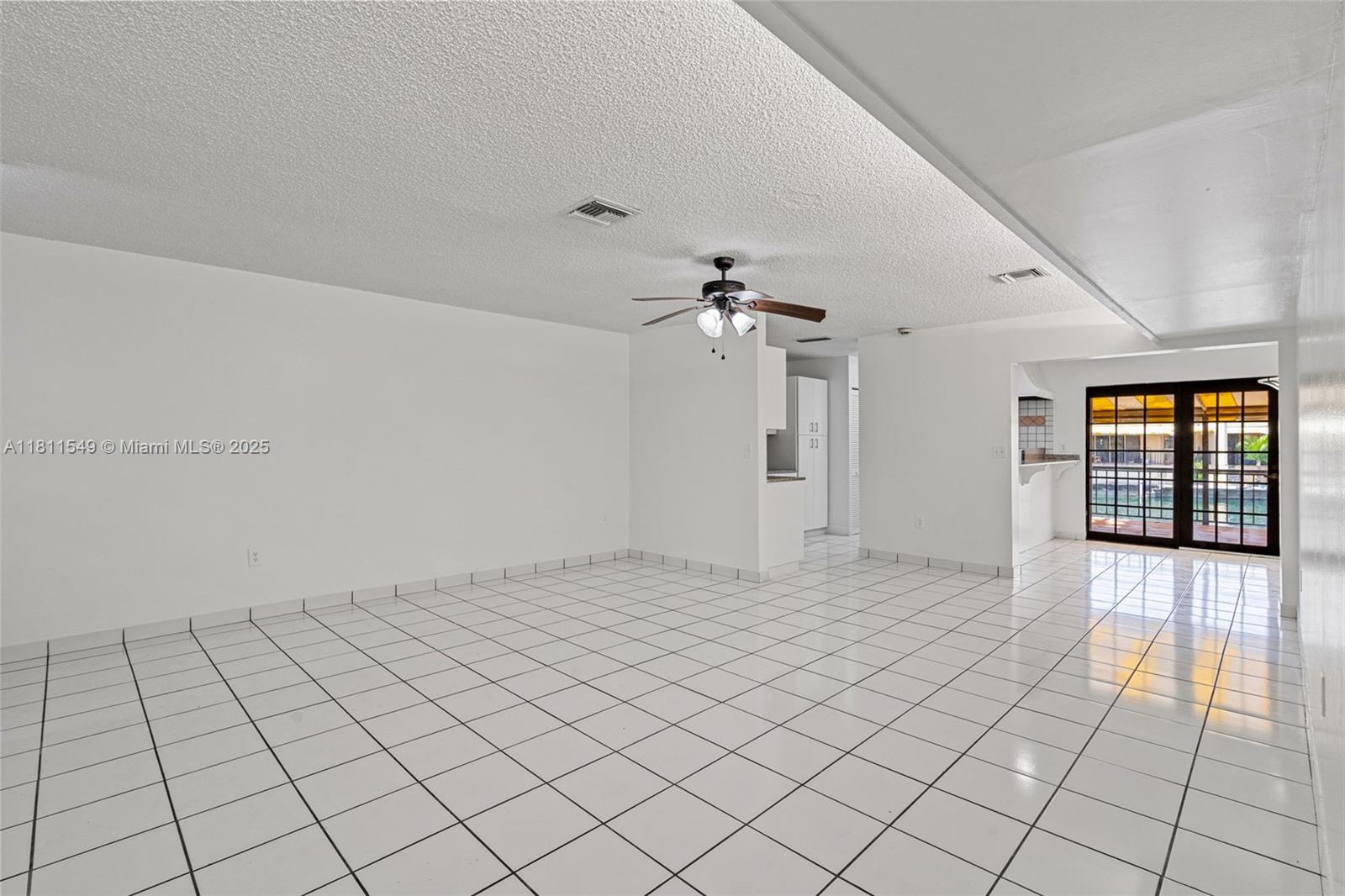 MIAMI LAKES LOCH LOMOND W - Residential