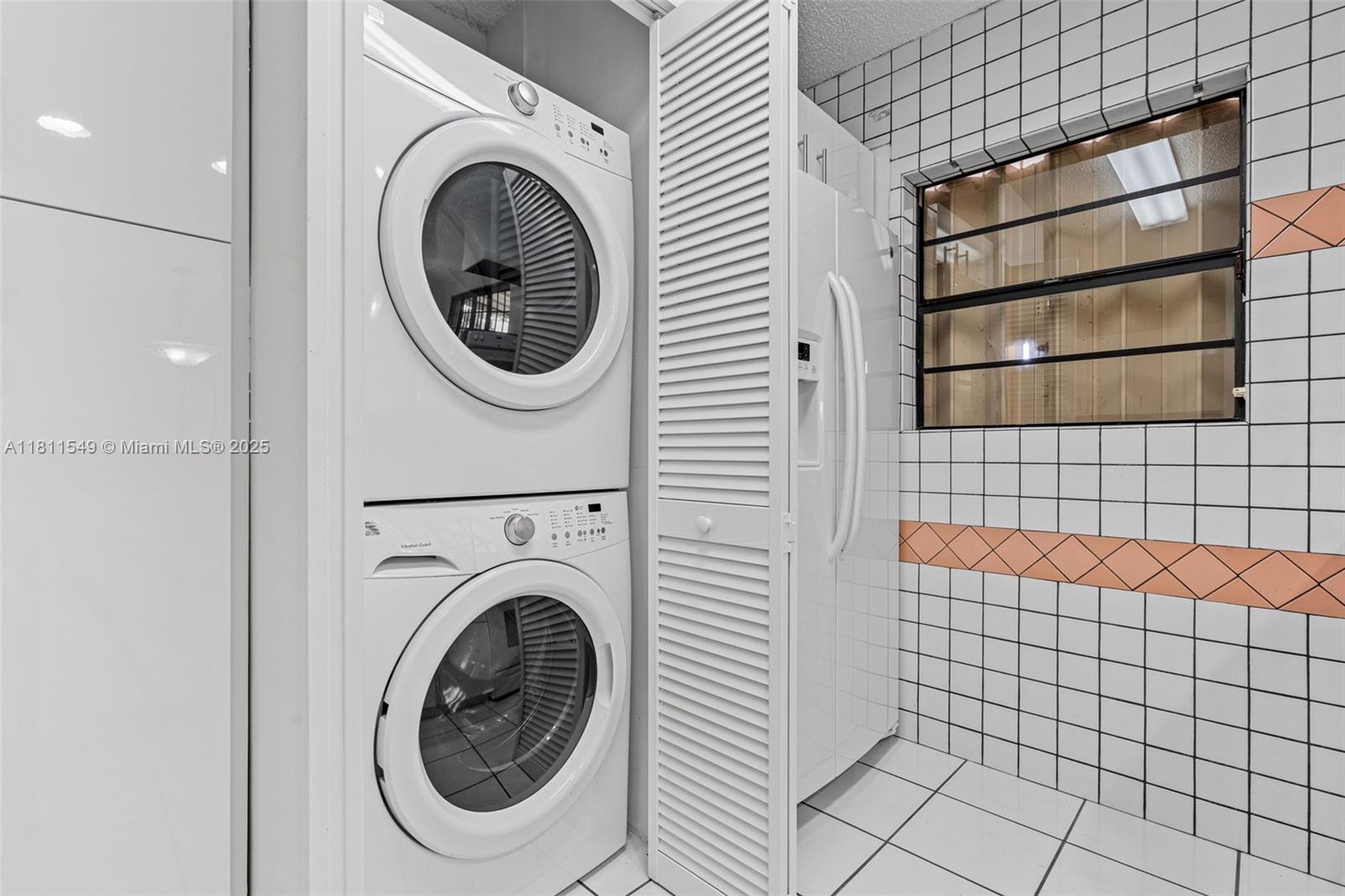 MIAMI LAKES LOCH LOMOND W - Residential