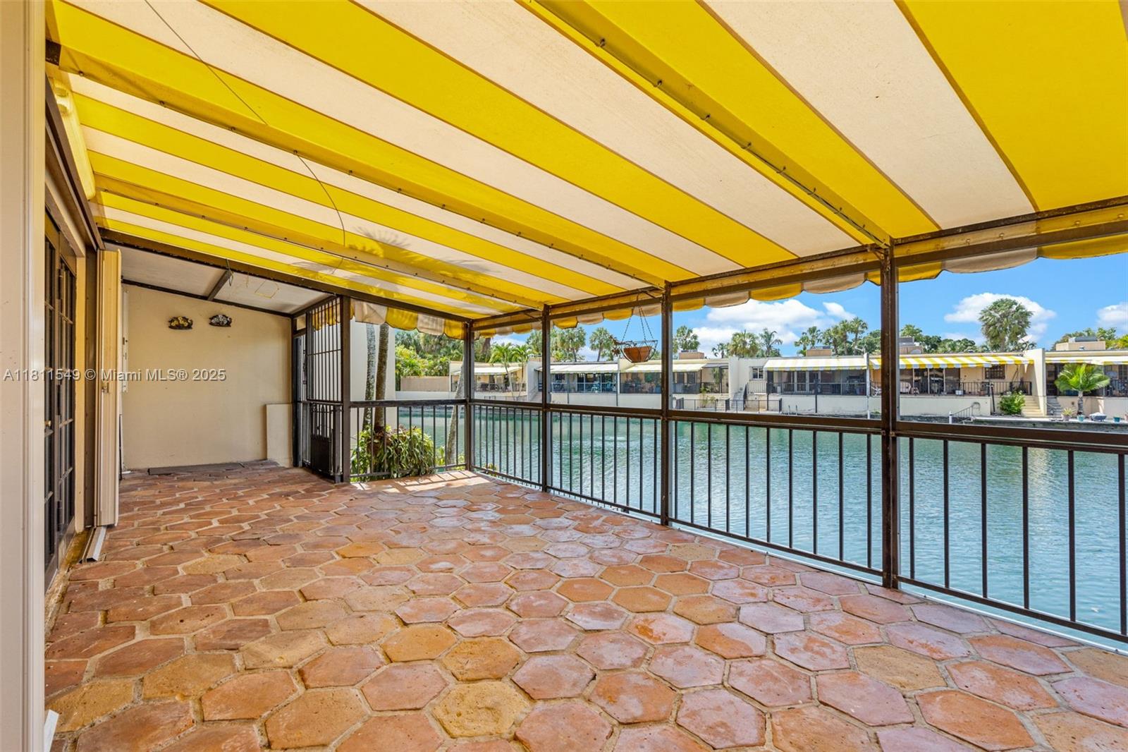 MIAMI LAKES LOCH LOMOND W - Residential