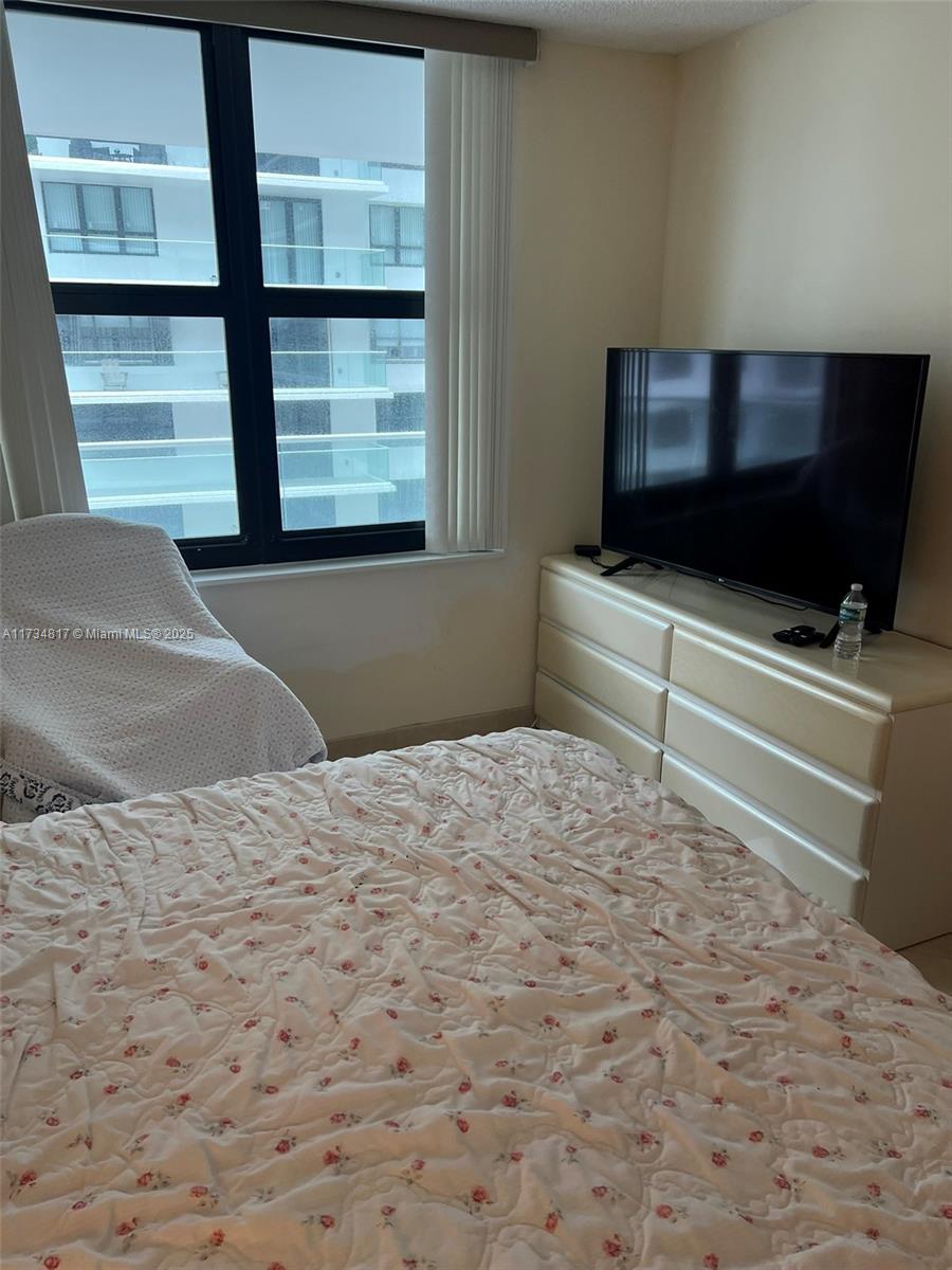 BALMORAL CONDO - Residential