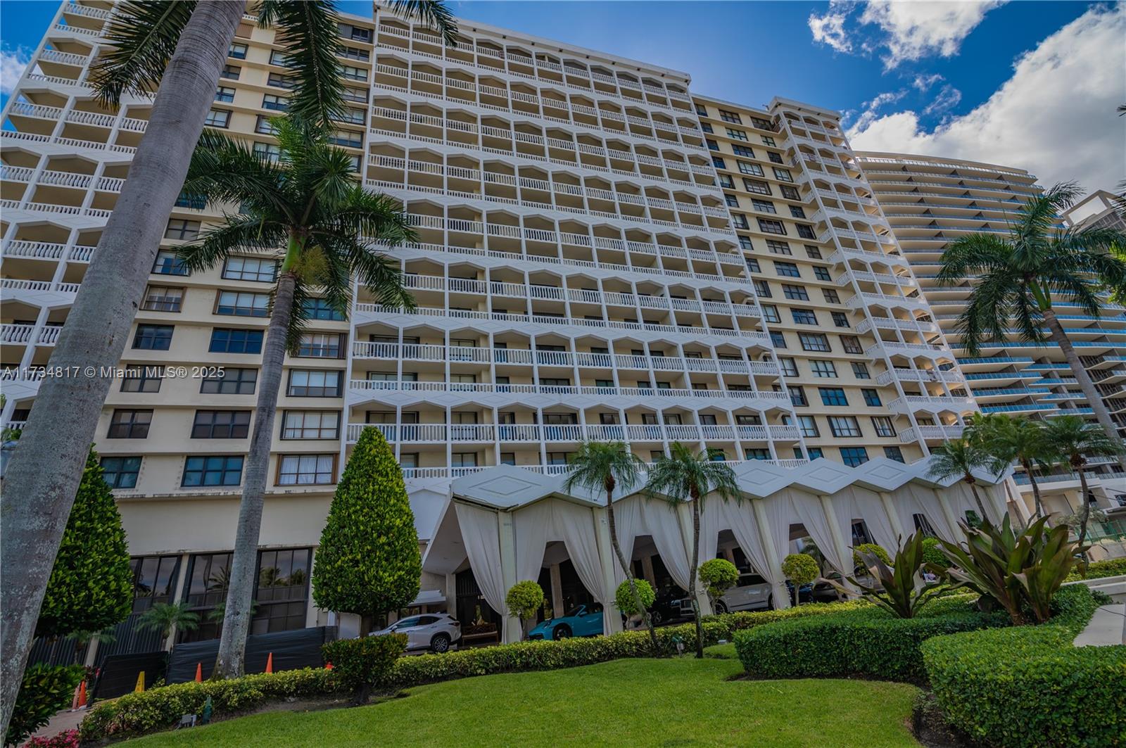 BALMORAL CONDO - Residential