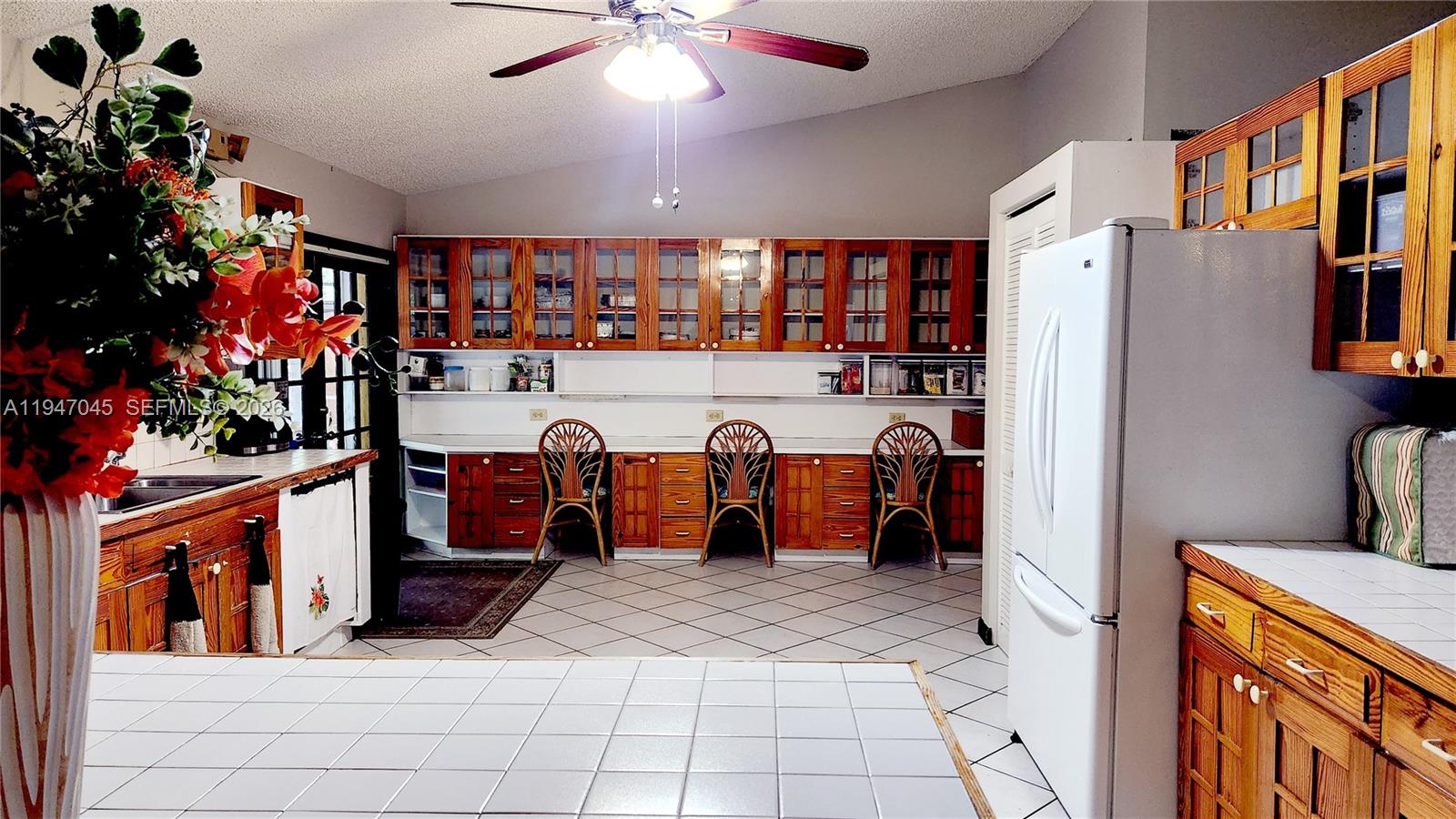 KINGS GROVE - Residential