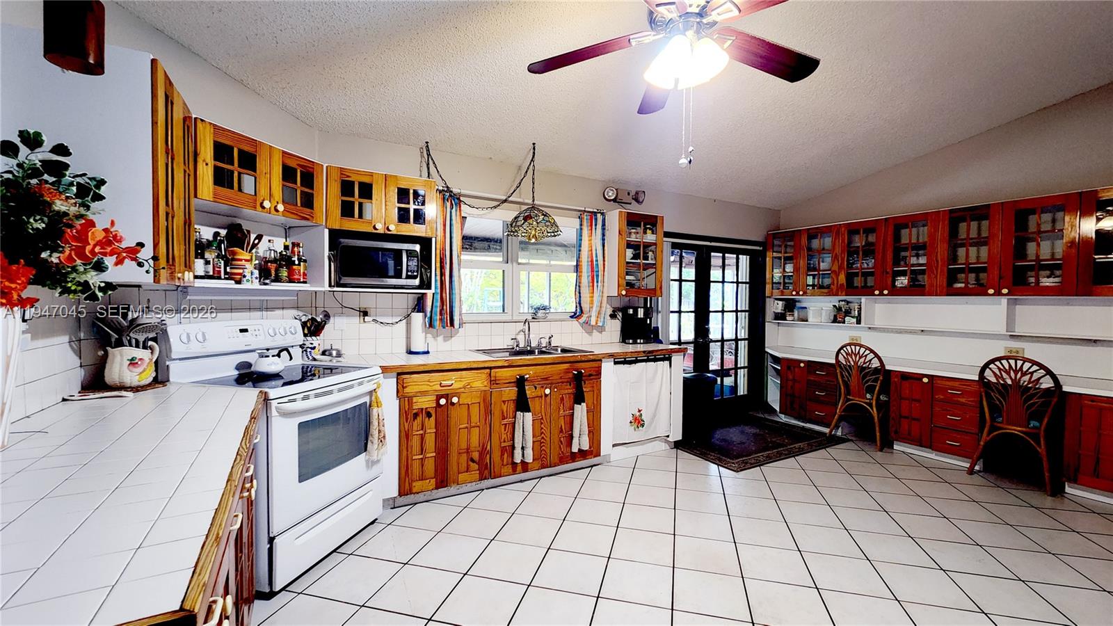 KINGS GROVE - Residential