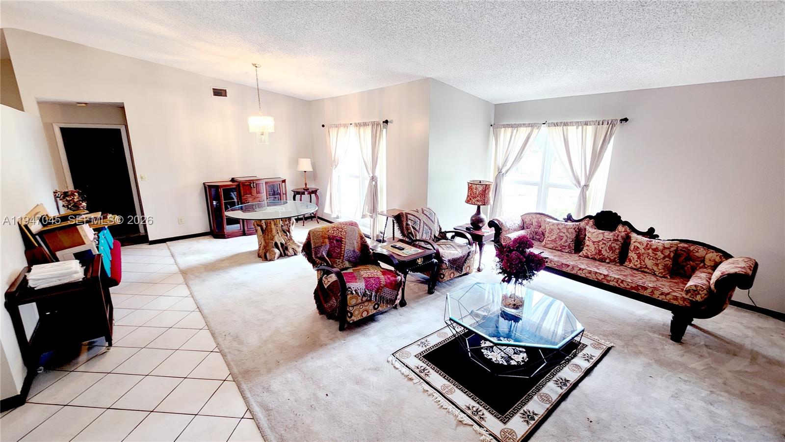 KINGS GROVE - Residential