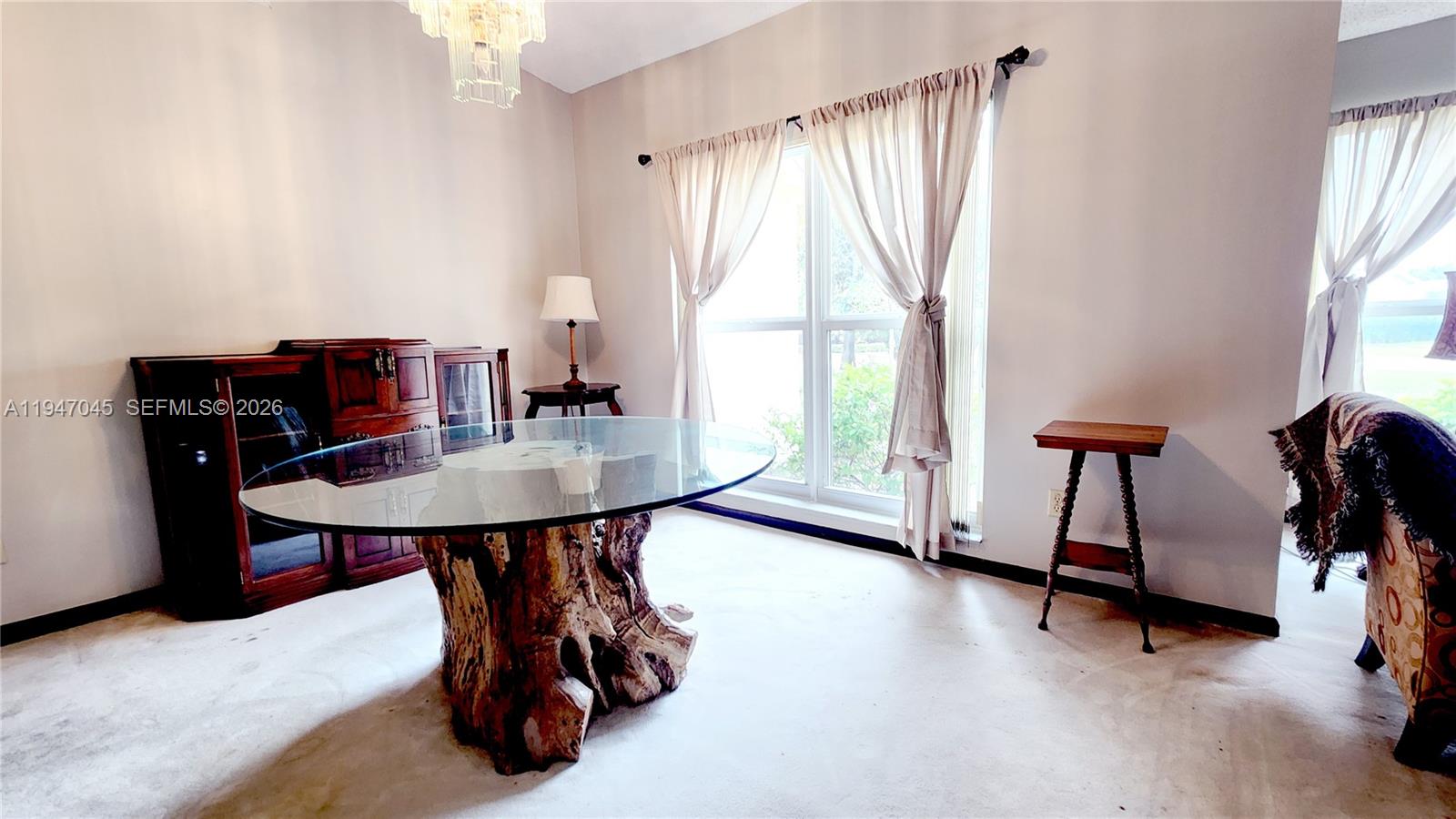 KINGS GROVE - Residential