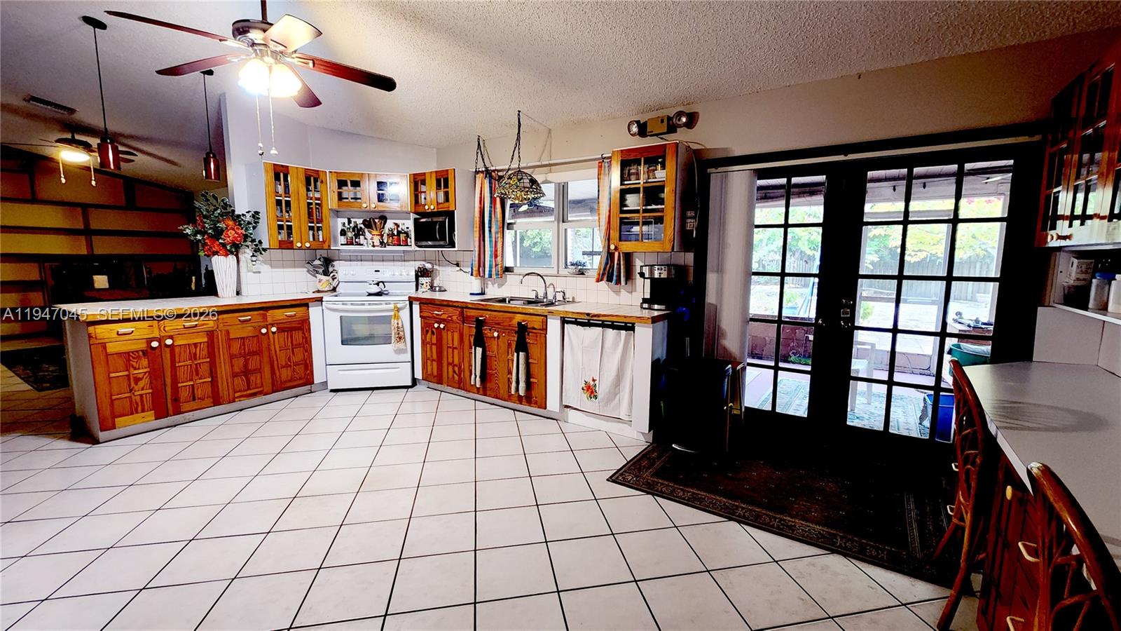 KINGS GROVE - Residential