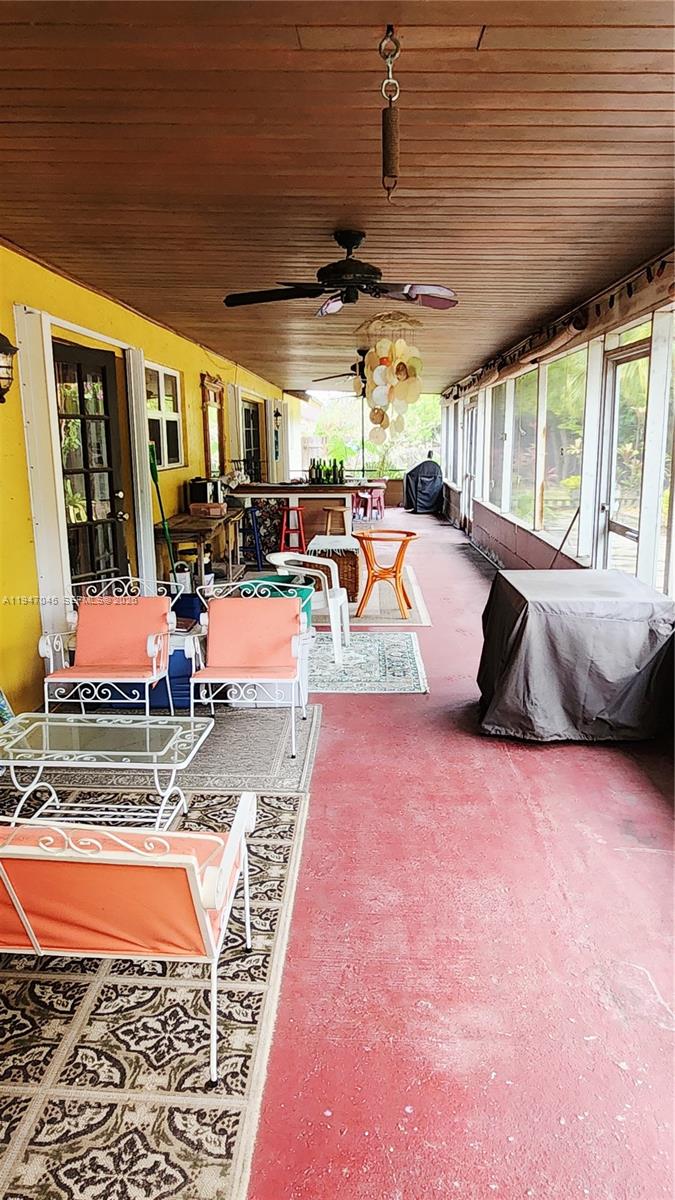 KINGS GROVE - Residential