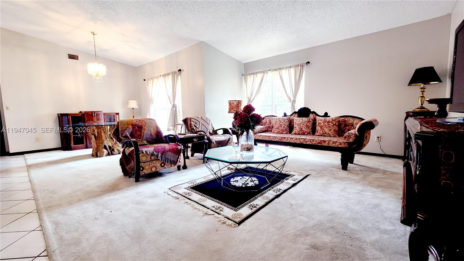 KINGS GROVE - Residential