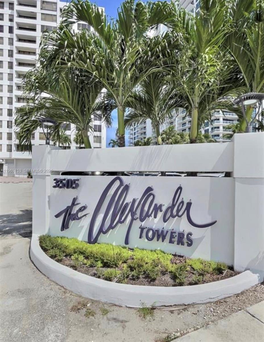 ALEXANDER TOWERS CONDO - Residential