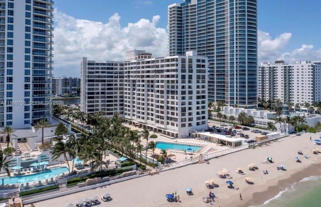 Photo of 3505 S Ocean Dr #1018, Hollywood, FL 33019 (MLS # A11969753)