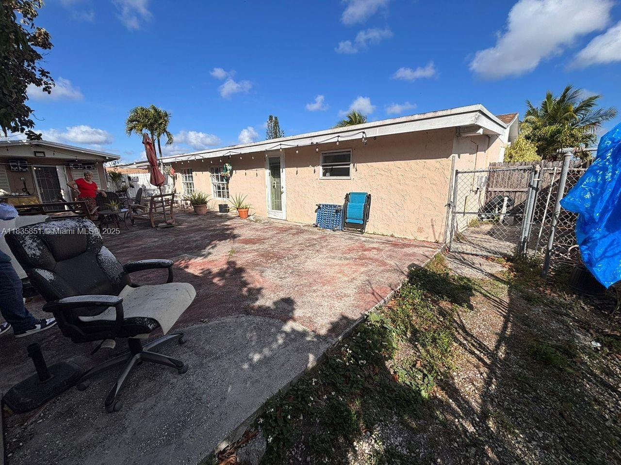 19050 125th Ave, Miami, FL, 33177/$650,000 1 19050 125th Ave