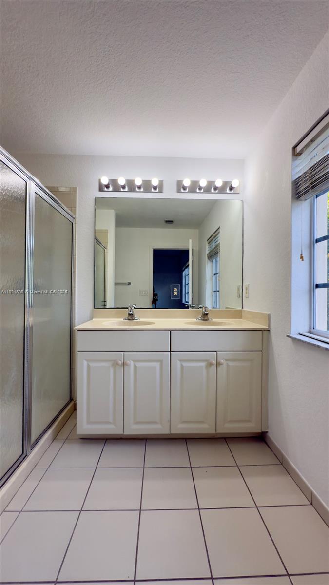 MARSH HARBOUR - Residential Lease