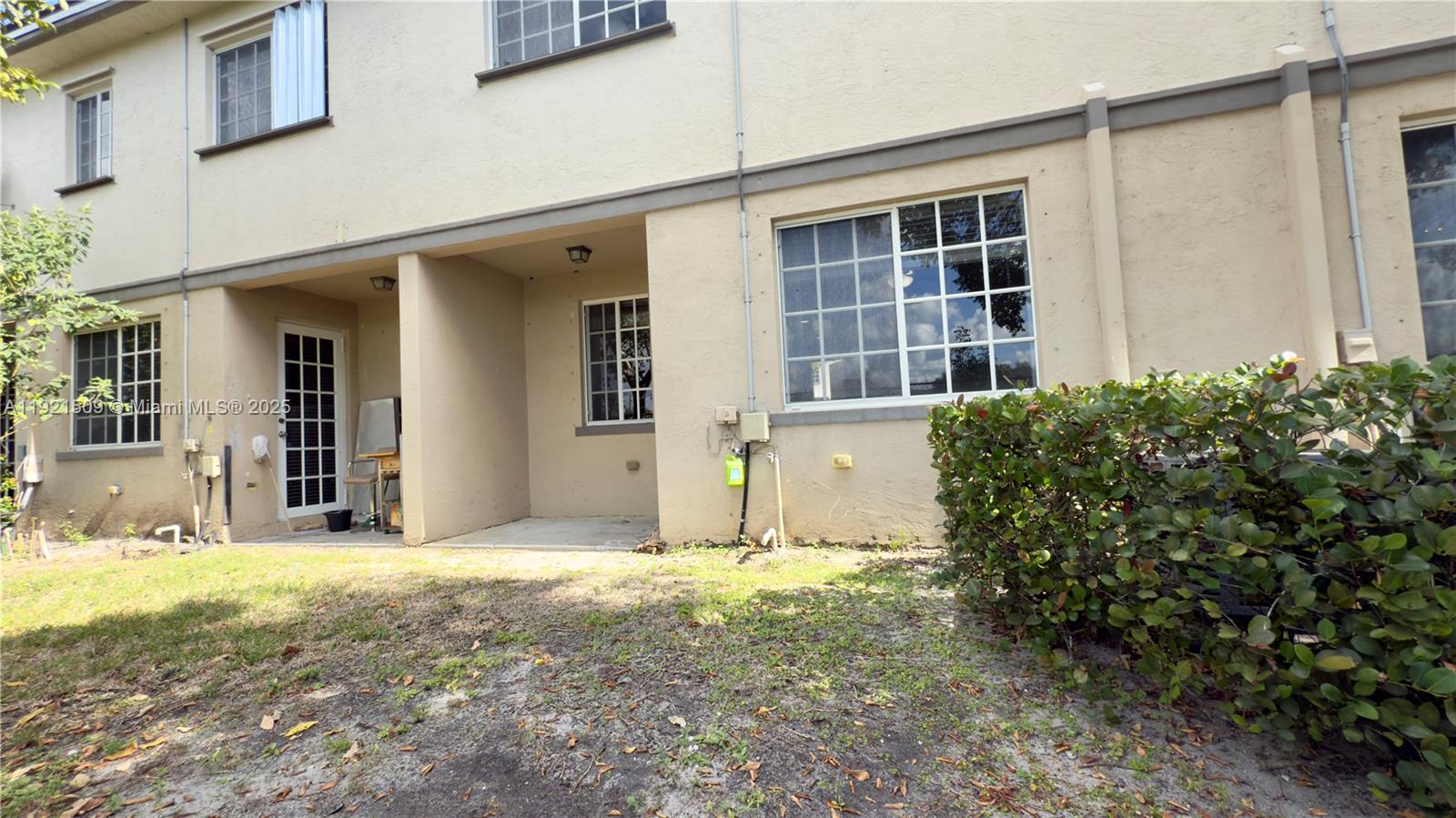 MARSH HARBOUR - Residential Lease