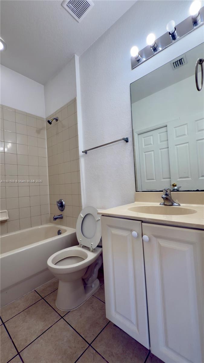 MARSH HARBOUR - Residential Lease