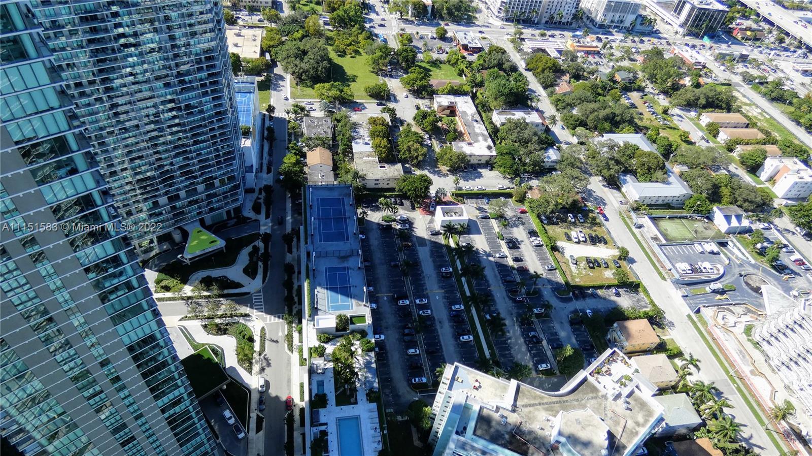 ONE PARAISO - Residential Lease